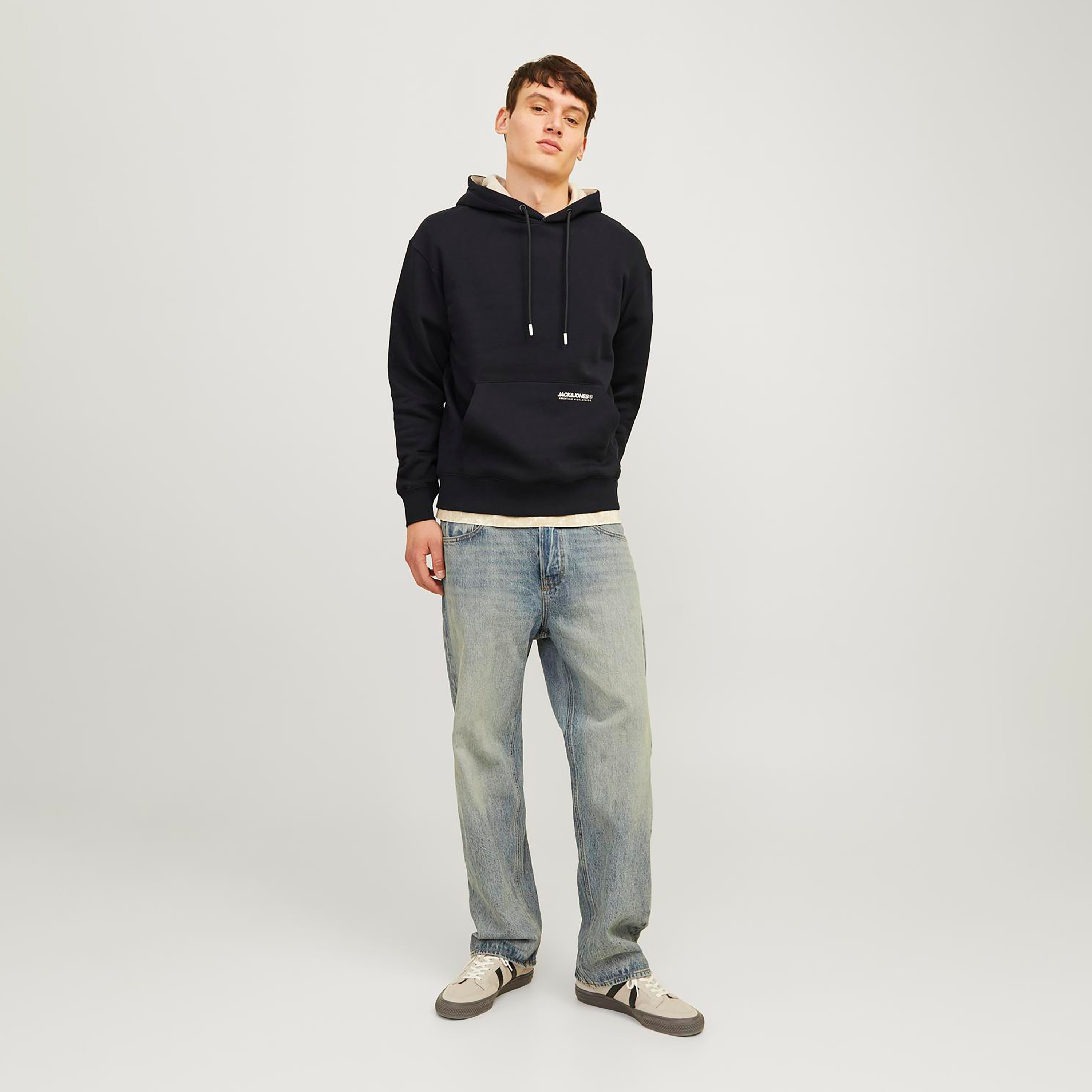 Jack & Jones Plain Long Sleeves Men's Hoodie-men-winterwear-hoodiesandsweatshirts-image-2