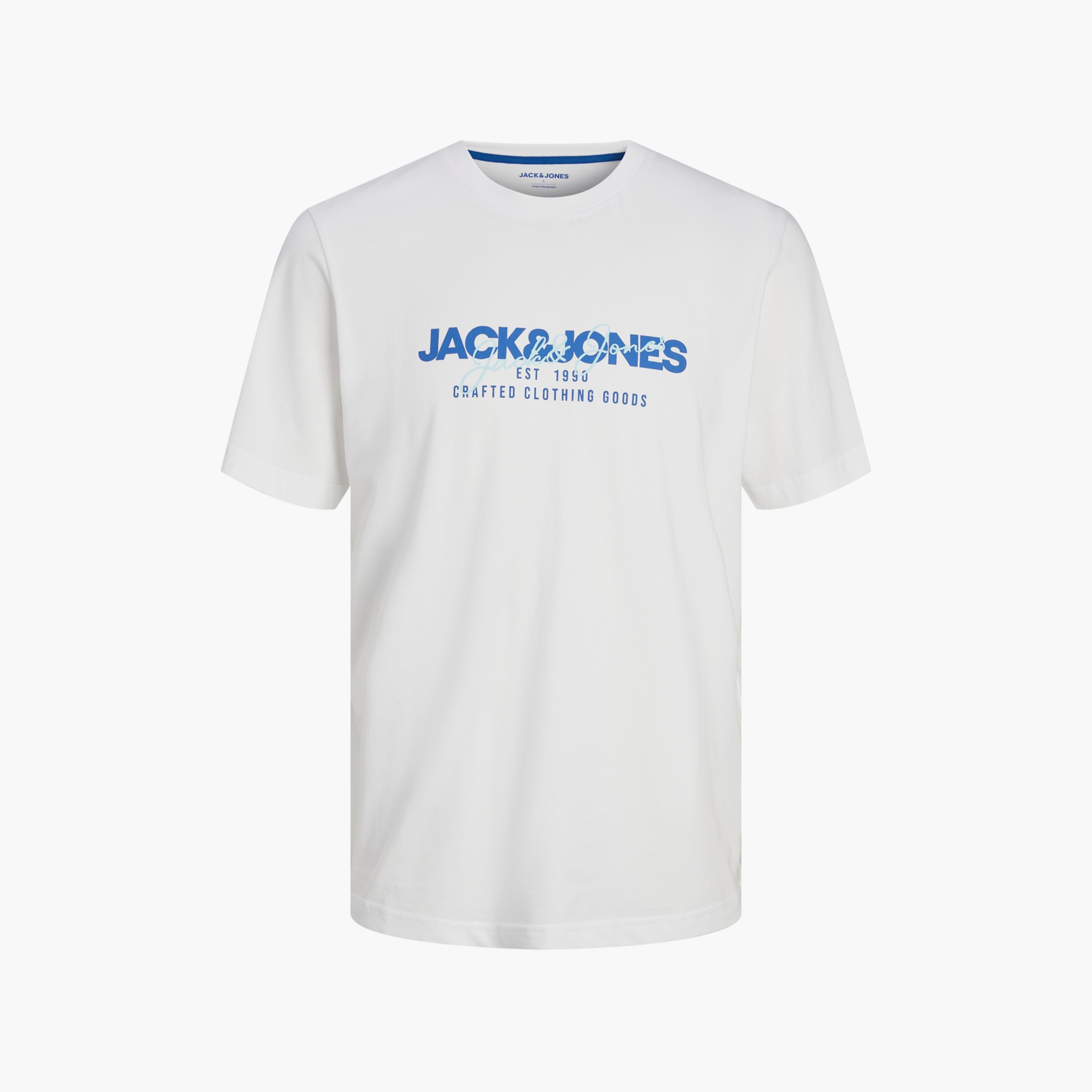 تيشيرت بأكمام قصيرة وياقة دائرية وشعار  من جاك آند جونز-men-clothing-tshirtsandpolos-tshirts-image-3