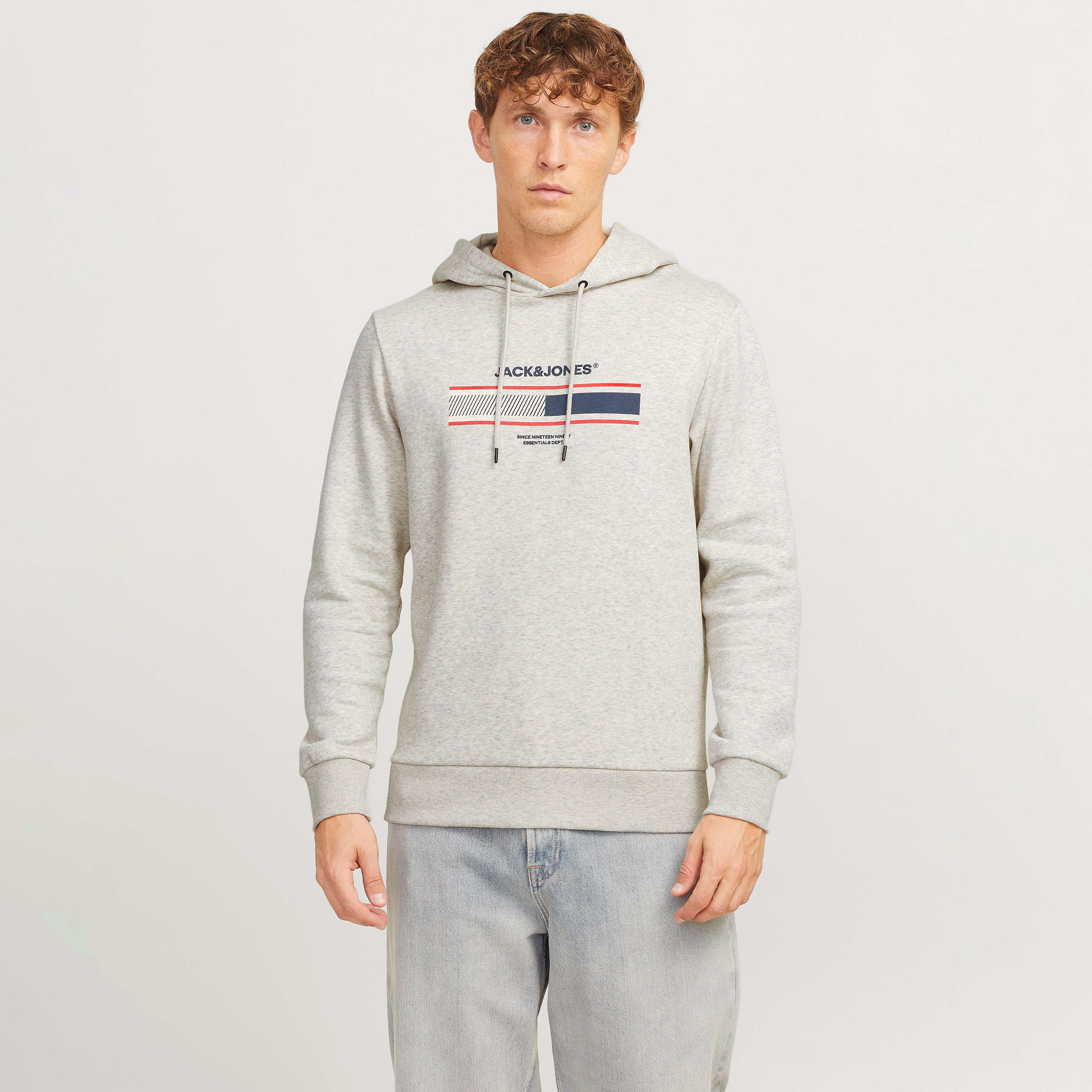 سويت شيرت رجالي بأكمام طويلة بطبعة العلامة التجارية من جاك أند جونز-men-clothing-hoodiesandsweatshirts-image-9