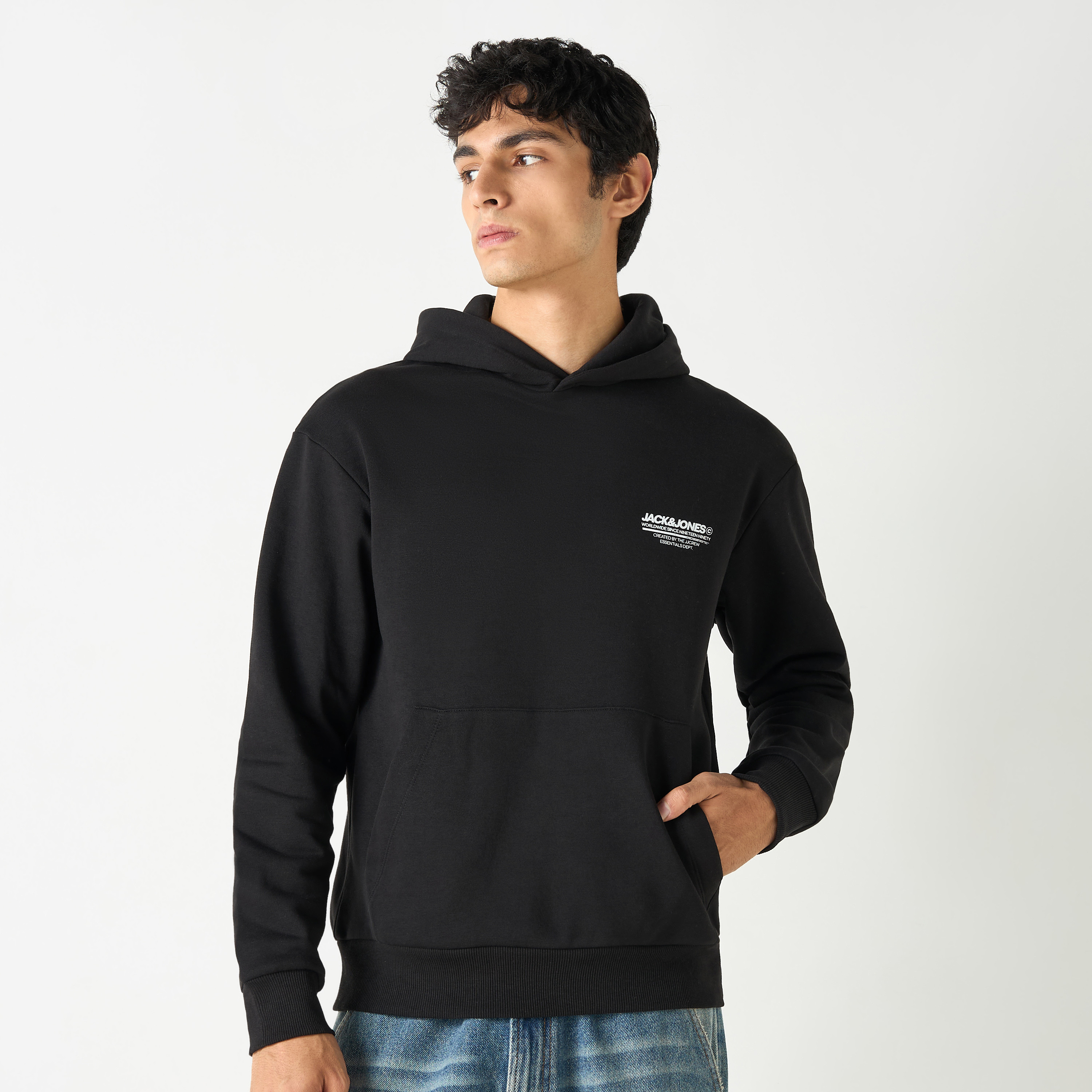 هوديي بأكمام طويلة ذو شعار من جاك آند جونز-men-winterwear-hoodiesandsweatshirts-image-1