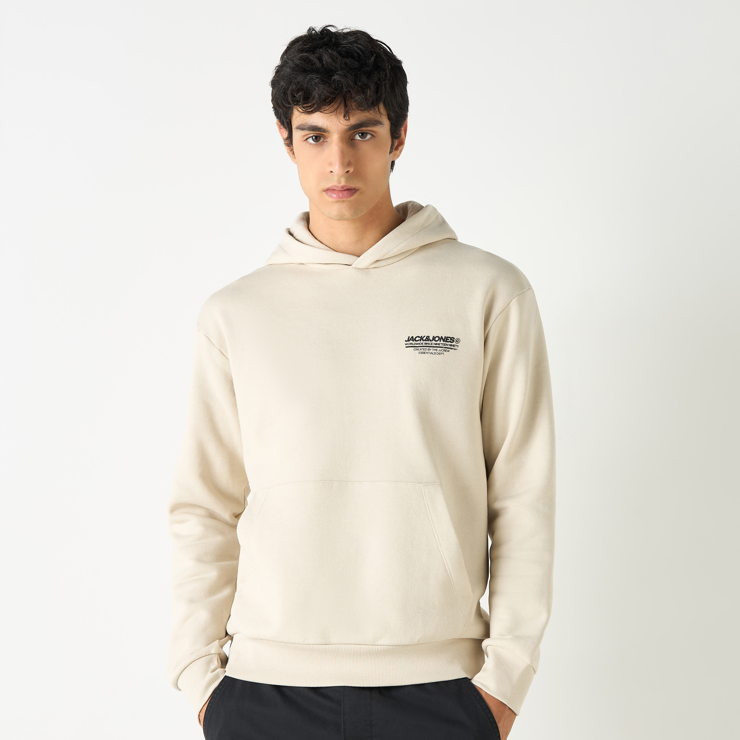 هوديي بأكمام طويلة ذو شعار من جاك آند جونز-men-winterwear-hoodiesandsweatshirts-image-4