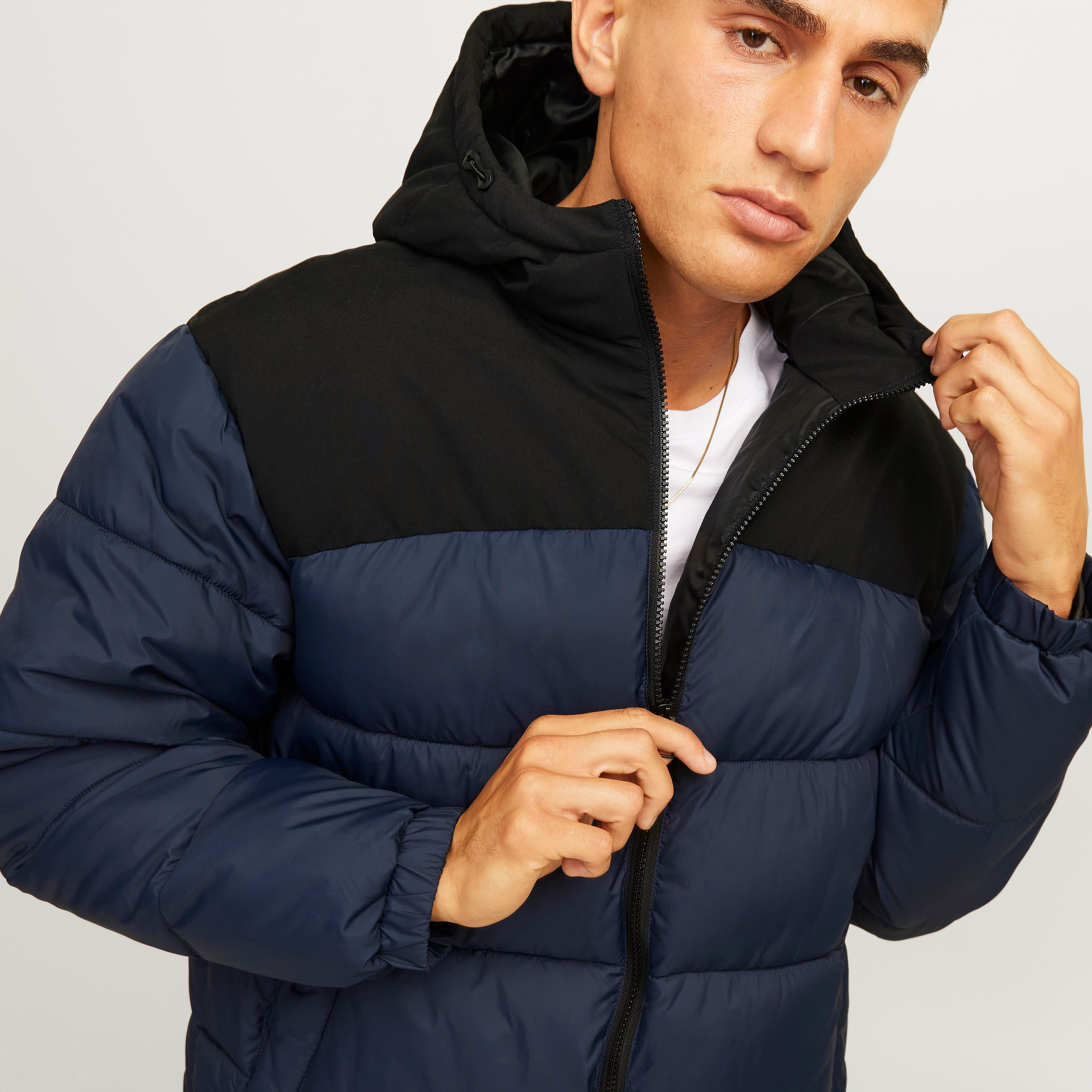 جاك آند جونز كولوربلوك هوديي الرقبة والأكمام الطويلة سترة مبطنة للرجال-men-clothing-jacketsandblazers-jackets-image-3