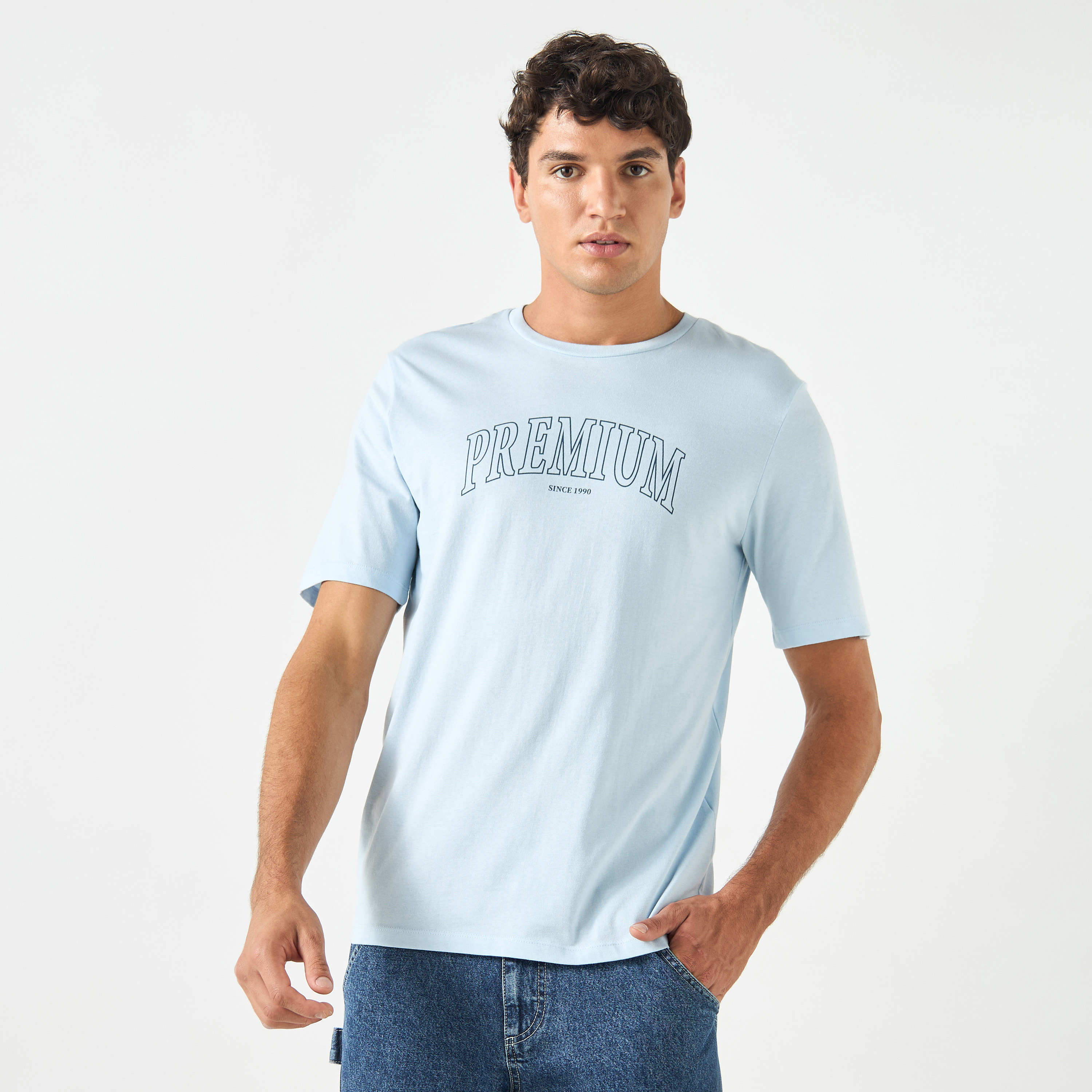 تي شيرت من جاك آند جونز مع مطبوع بأكمام قصيرة و ياقة مستديرة-men-clothing-tshirtsandpolos-tshirts-image-5