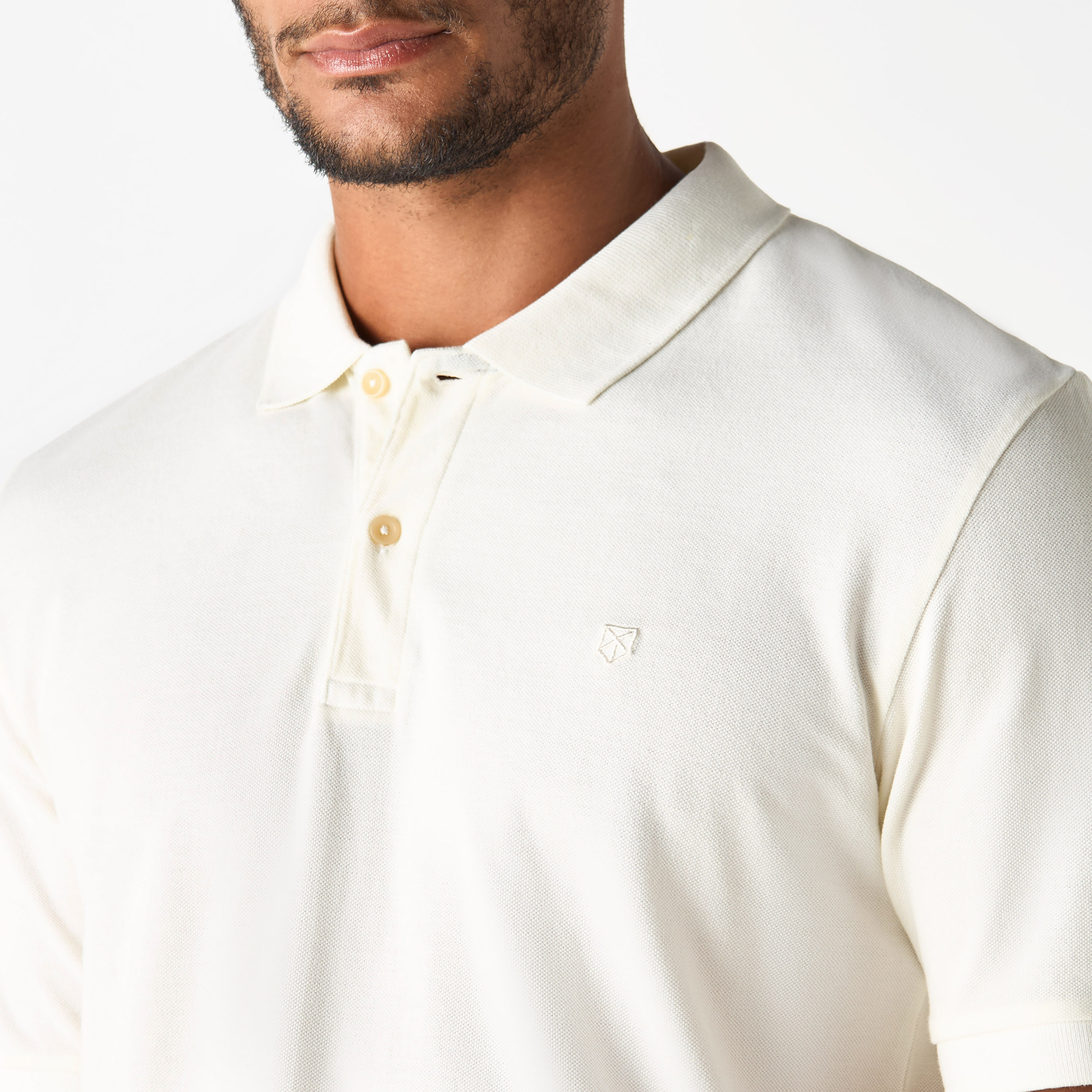 تيشيرت بولو بأكمام قصيرة وياقة سادة من جاك آند جونز-men-clothing-tshirtsandpolos-polos-image-12