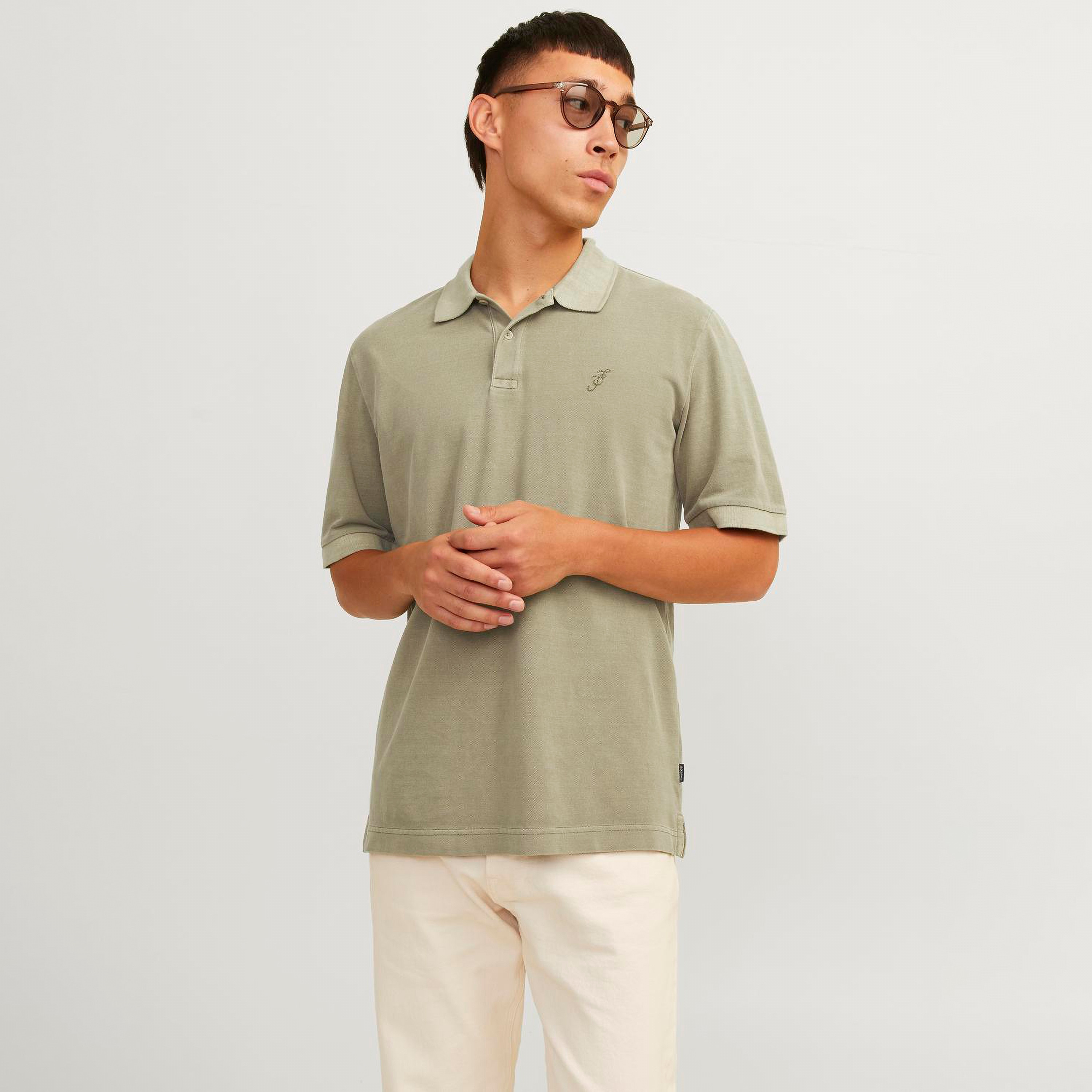 تيشيرت بولو بأكمام قصيرة وياقة سادة من جاك آند جونز-men-clothing-tshirtsandpolos-polos-image-13