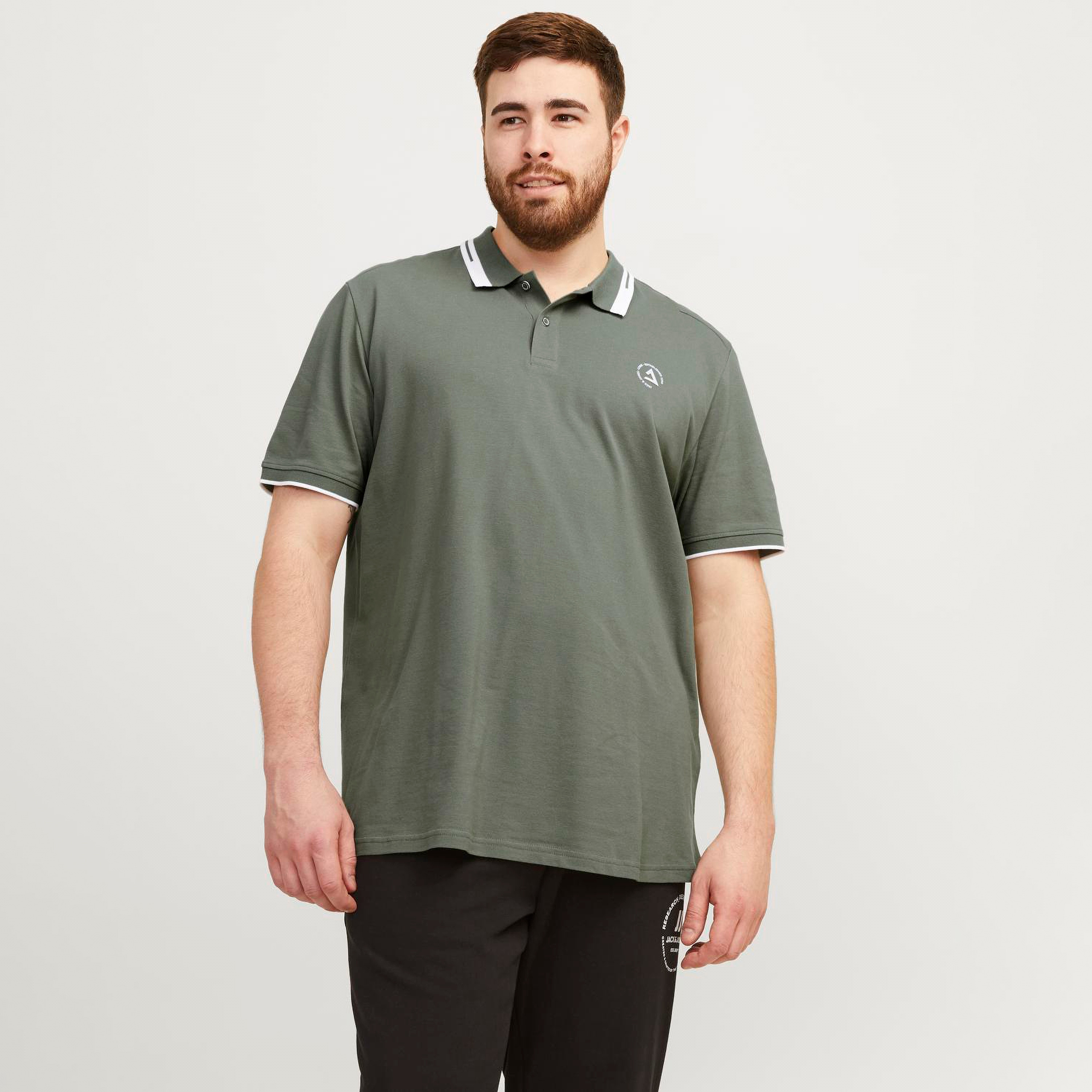 بولو تي شيرت سادة من جاك آند جونز بأكمام قصيرة مع مقاس كبير-men-clothing-tshirtsandpolos-polos-image-5