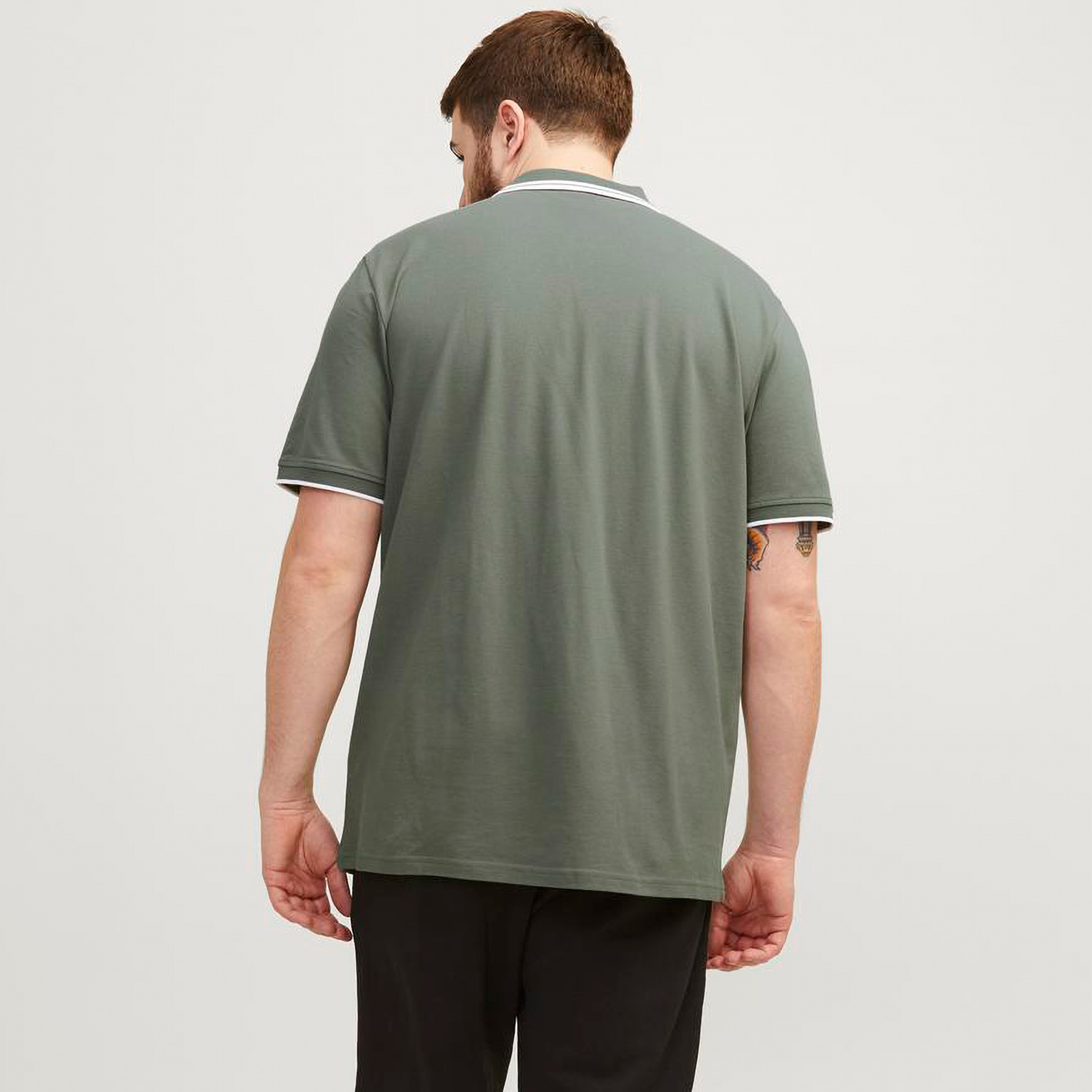 بولو تي شيرت سادة من جاك آند جونز بأكمام قصيرة مع مقاس كبير-men-clothing-tshirtsandpolos-polos-image-8