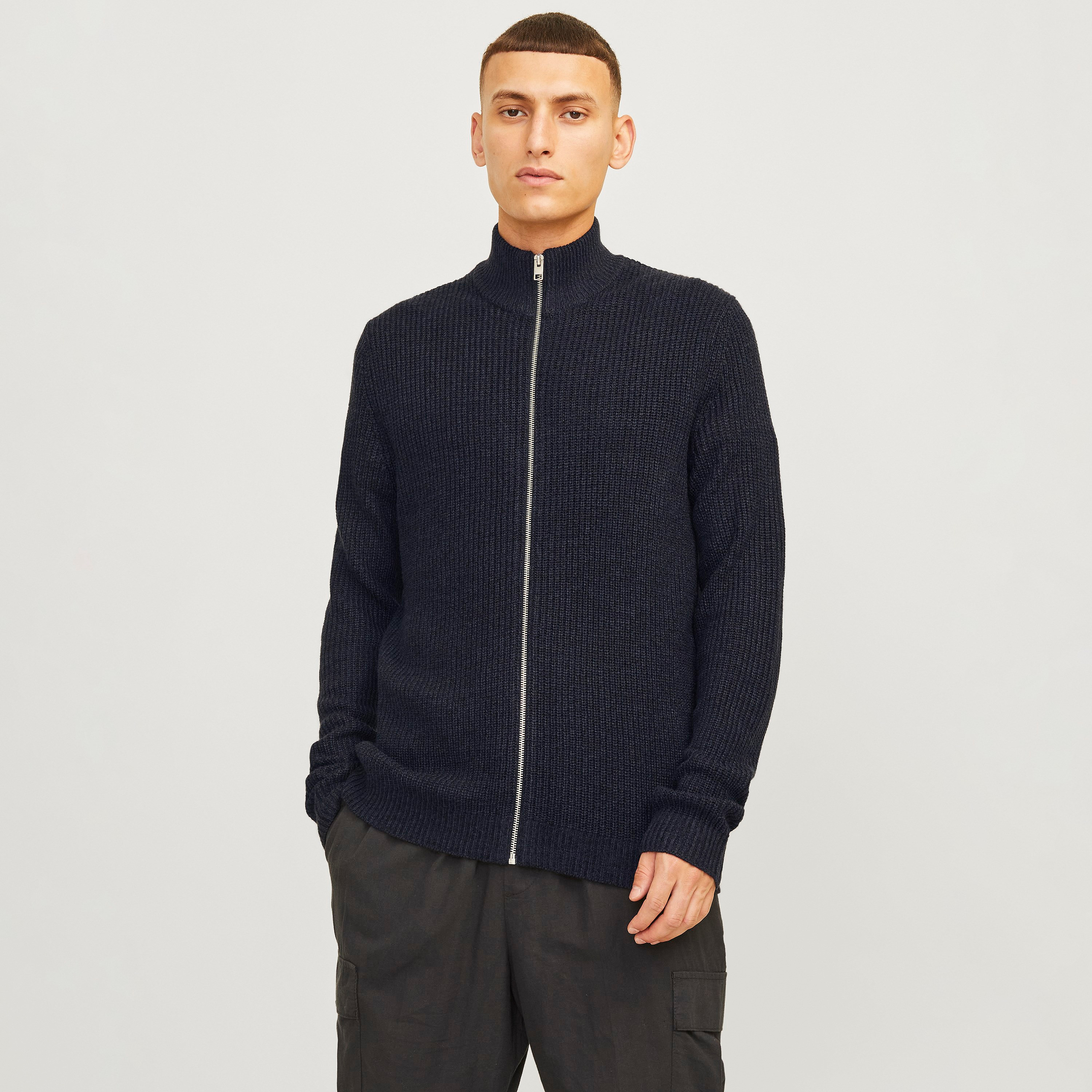 جاك آند جونز سترة متماسكة ذات رقبة عالية وأكمام طويلة للرجال-men-clothing-sweatersandpullovers-image-5