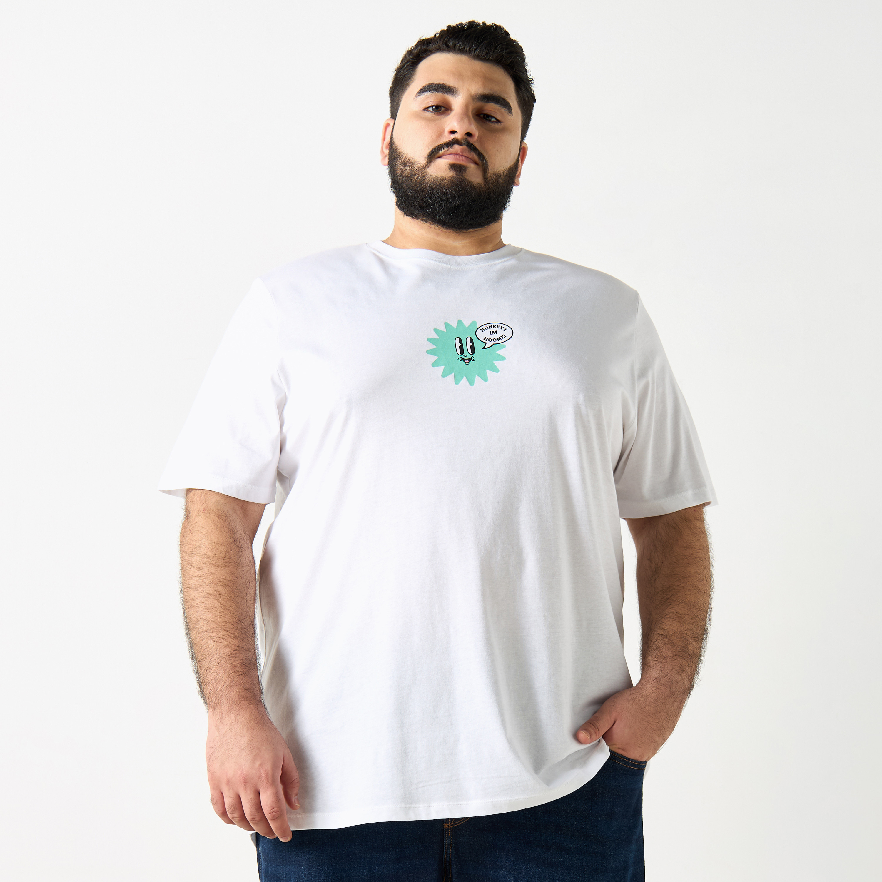 تي شيرت ذو مقاس كبير من جاك آند جونز ذو جرافيك بأكمام قصيرة و ياقة مستديرة-men-clothing-tshirtsandpolos-tshirts-image-6