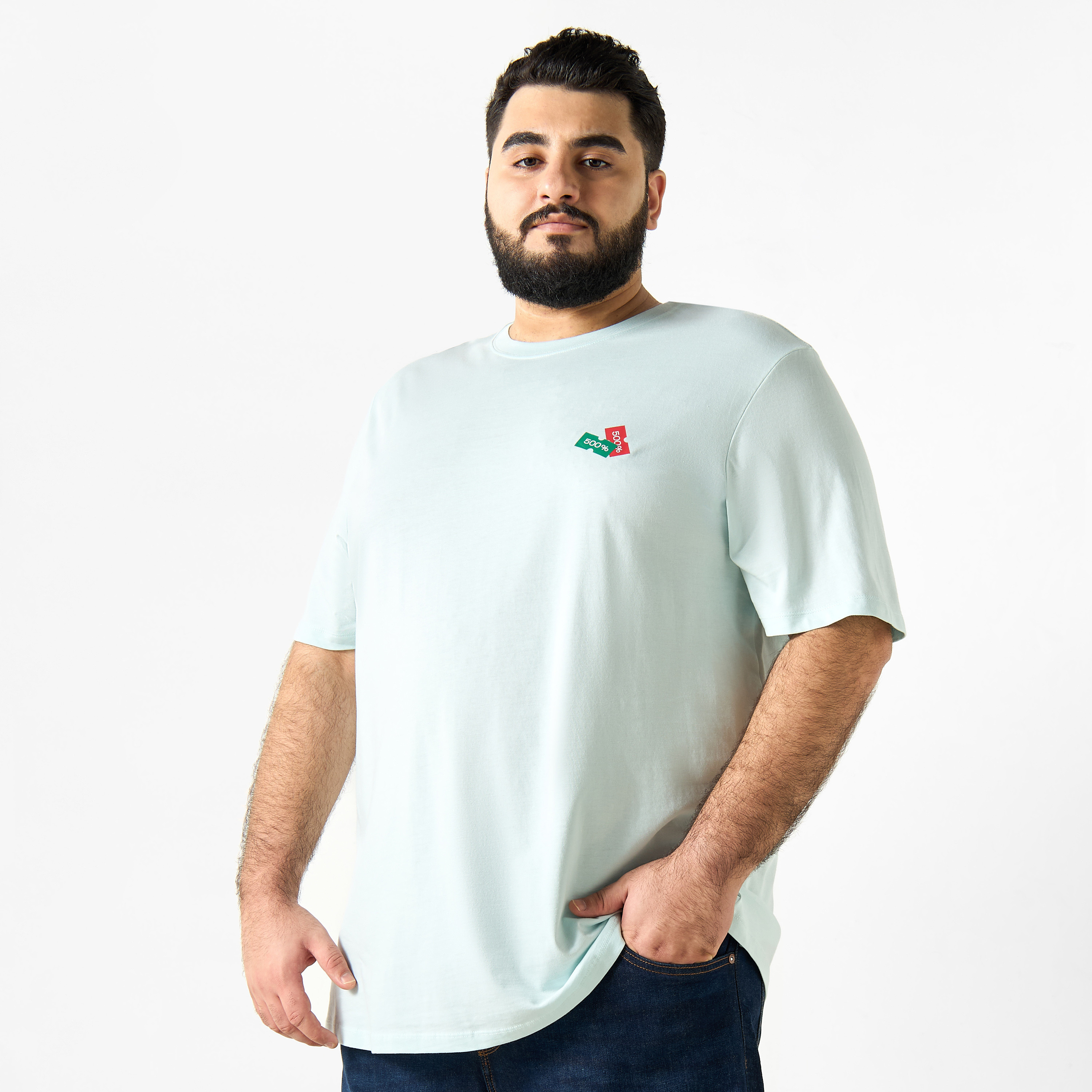 تي شيرت ذو مقاس كبير من جاك آند جونز ذو جرافيك بأكمام قصيرة و ياقة مستديرة-men-clothing-tshirtsandpolos-tshirts-image-10