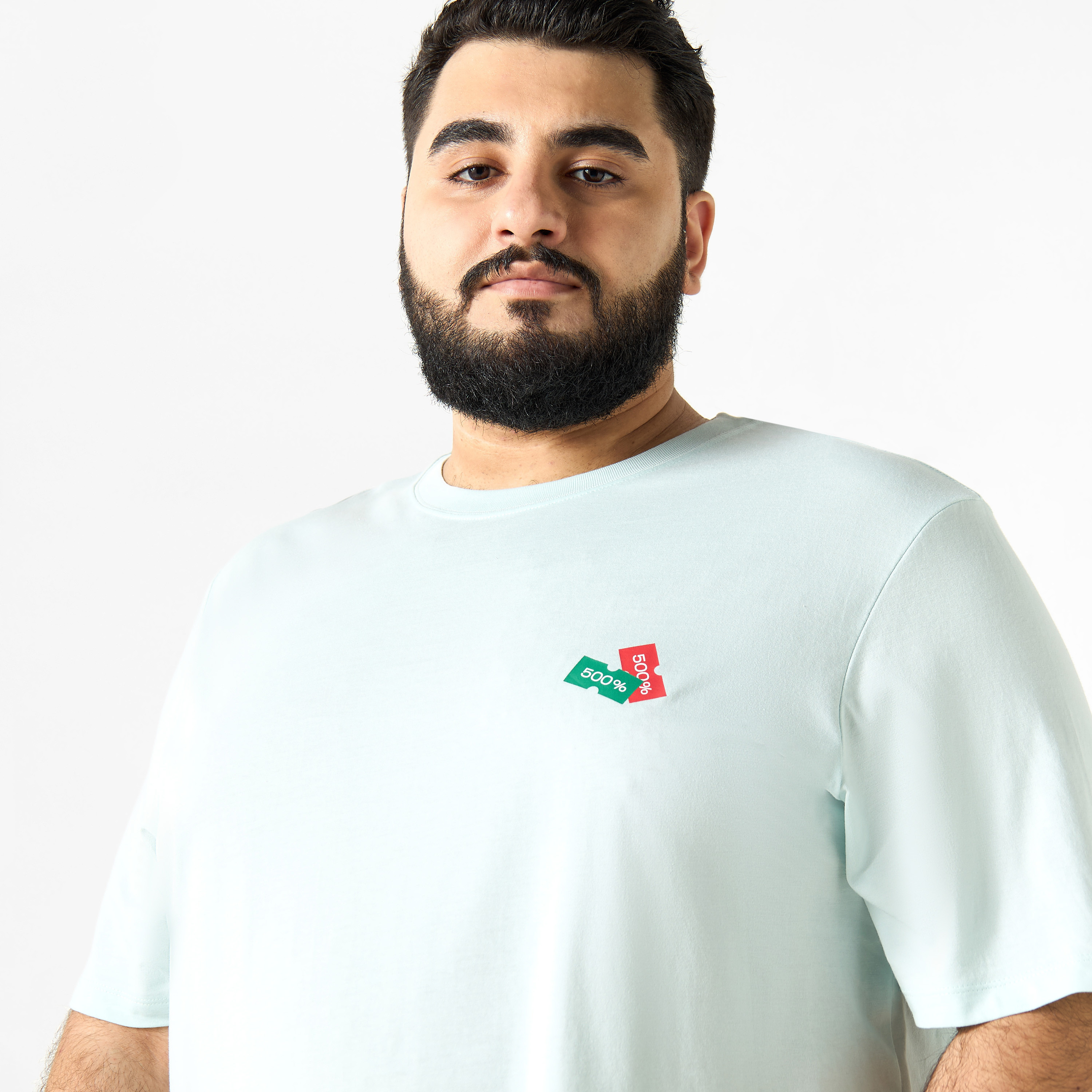 تي شيرت ذو مقاس كبير من جاك آند جونز ذو جرافيك بأكمام قصيرة و ياقة مستديرة-men-clothing-tshirtsandpolos-tshirts-image-12
