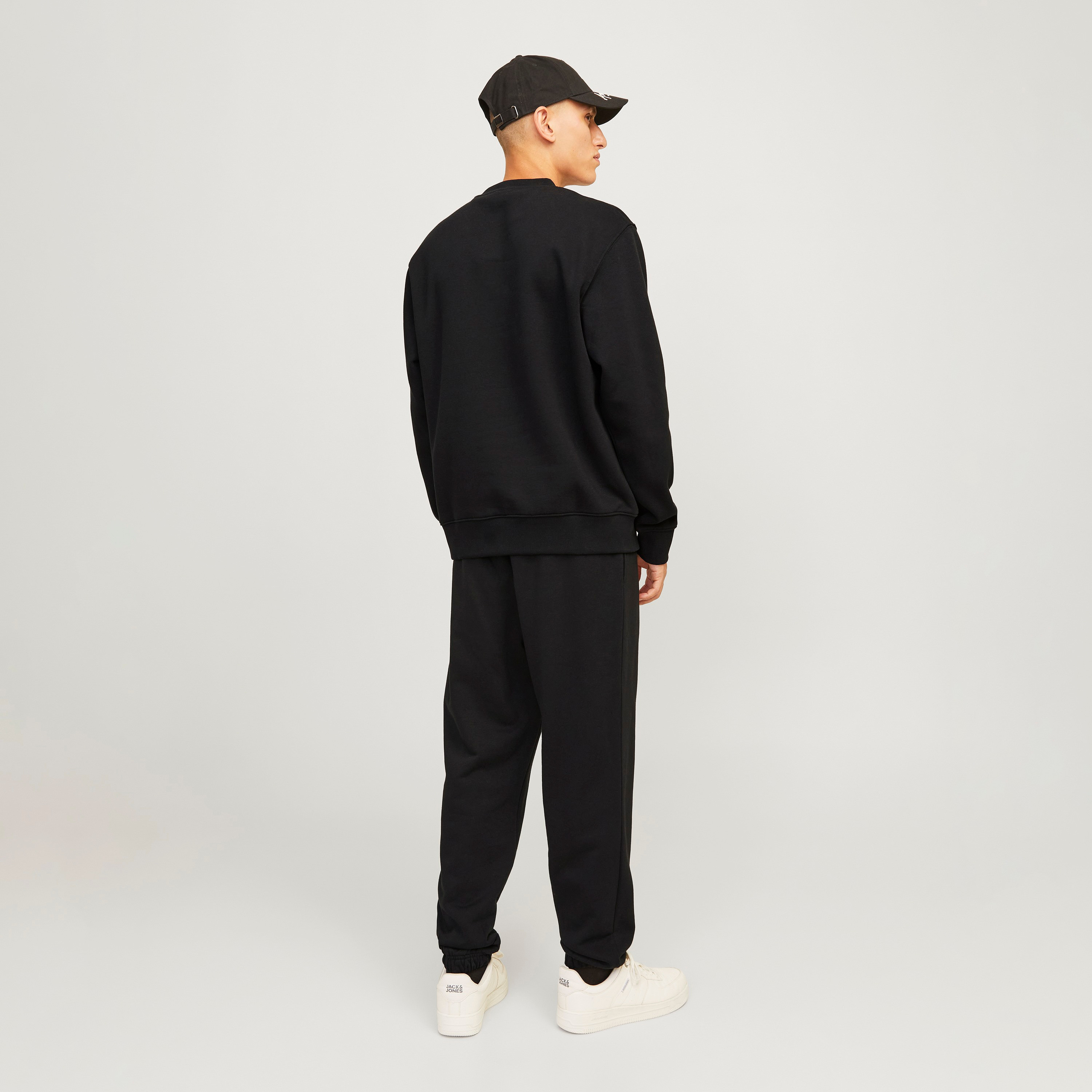 Jack & Jones Logo Mid-Rise Elasticated and Drawstring Waistband Men's Jogger-men-clothing-bottoms-joggers-image-4
