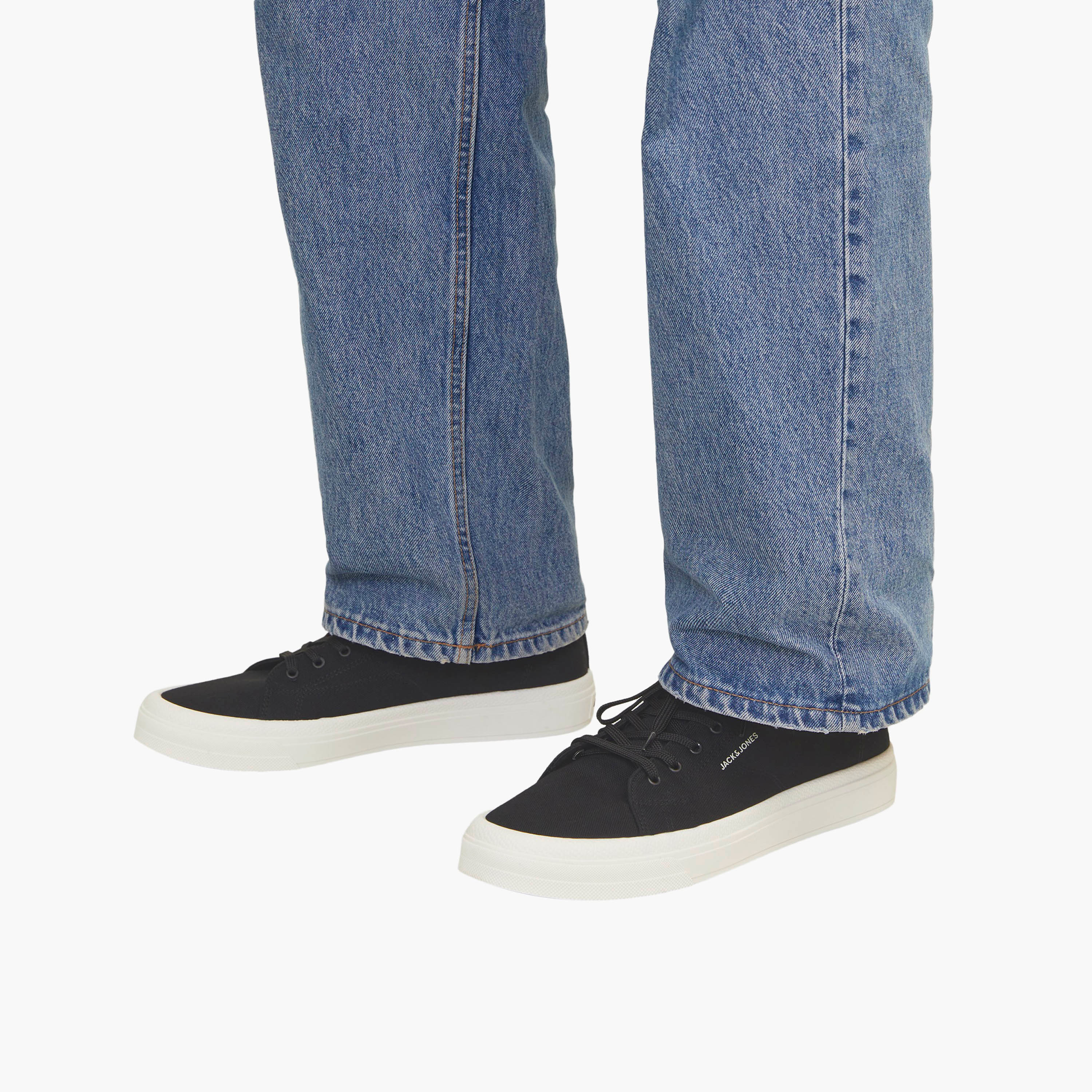 سنيكرز برباط علوي منخفض للرجال من جاك آند جونز | 12258046-men-shoes-sneakers-image-2