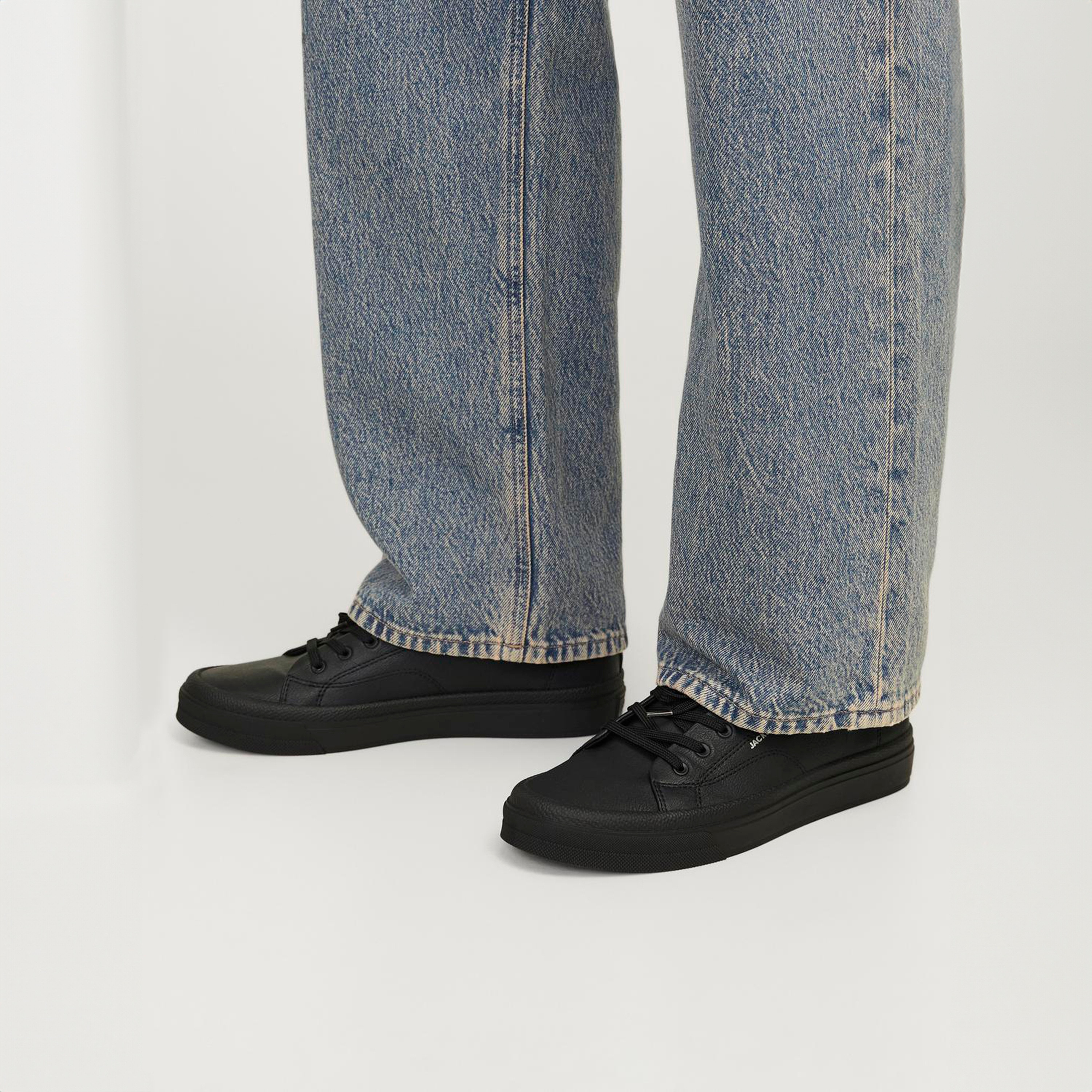 Jack & Jones Men's Lace-Up Low Top Sneakers | 12258046-men-shoes-sneakers-image-7