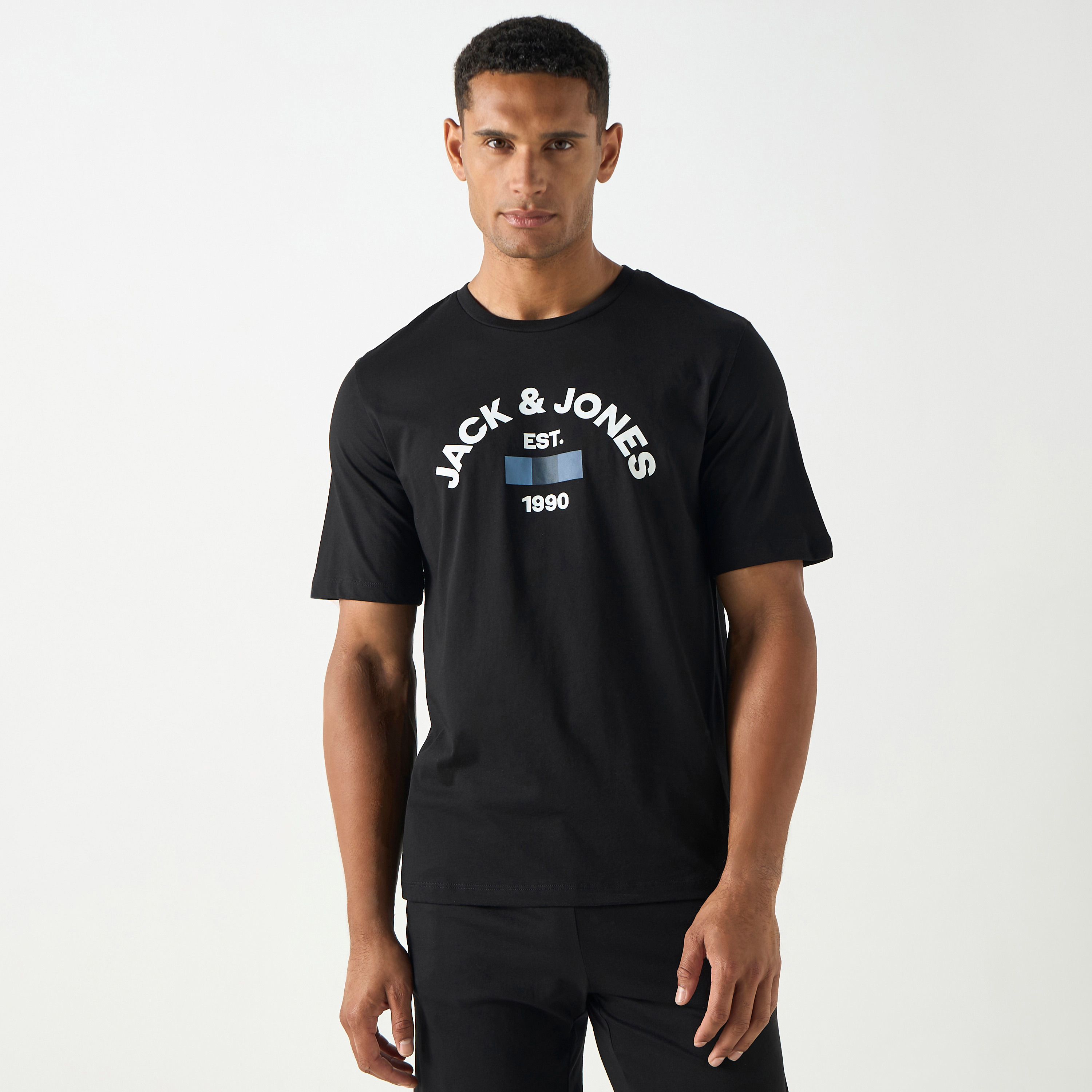 Jack & Jones Logo Crew Neck T-Shirt and Shorts Pyjama Set-men-clothing-nightwear-sets-image-2