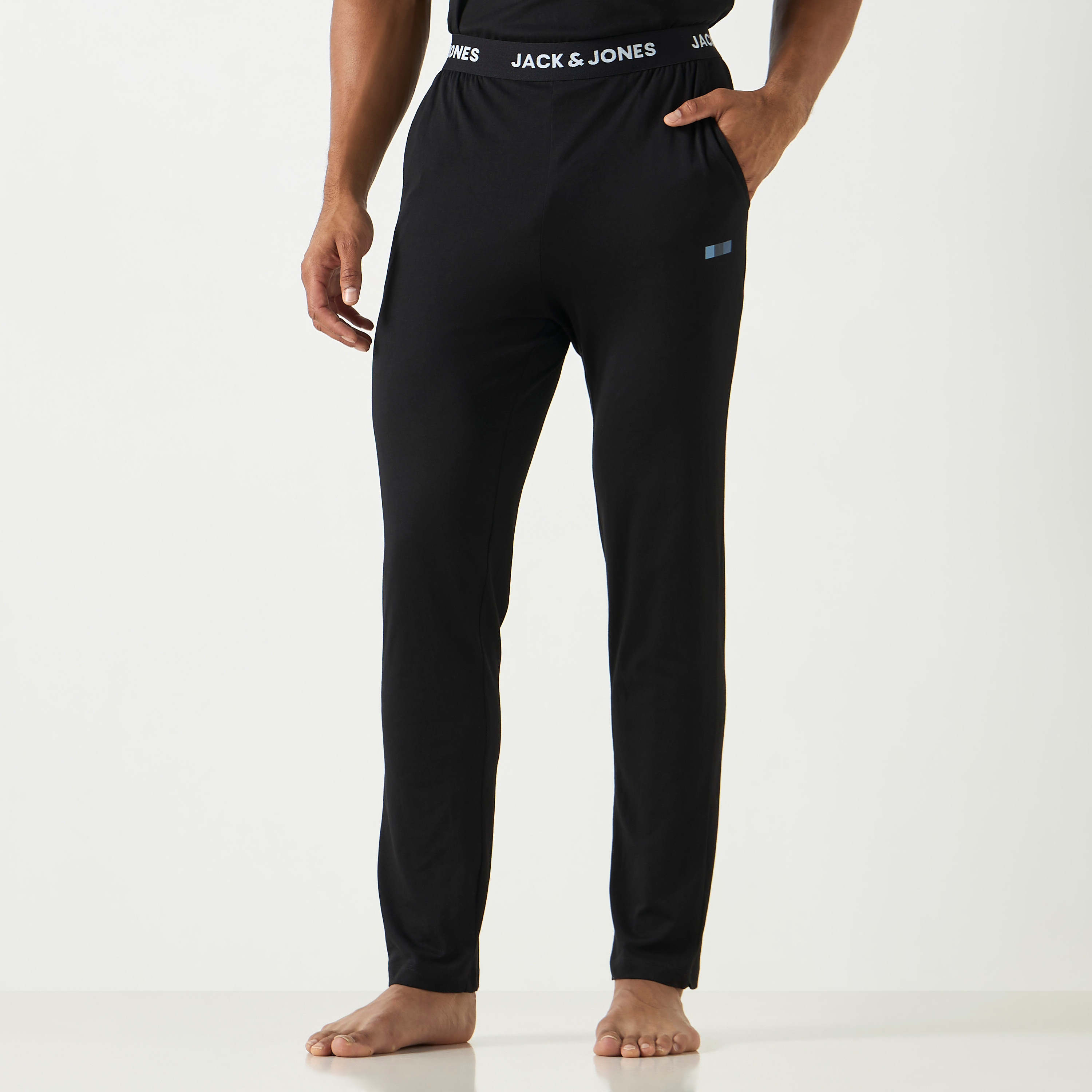 Jack & Jones Logo Crew Neck T-Shirt and Pyjama Set-men-clothing-nightwear-sets-image-3