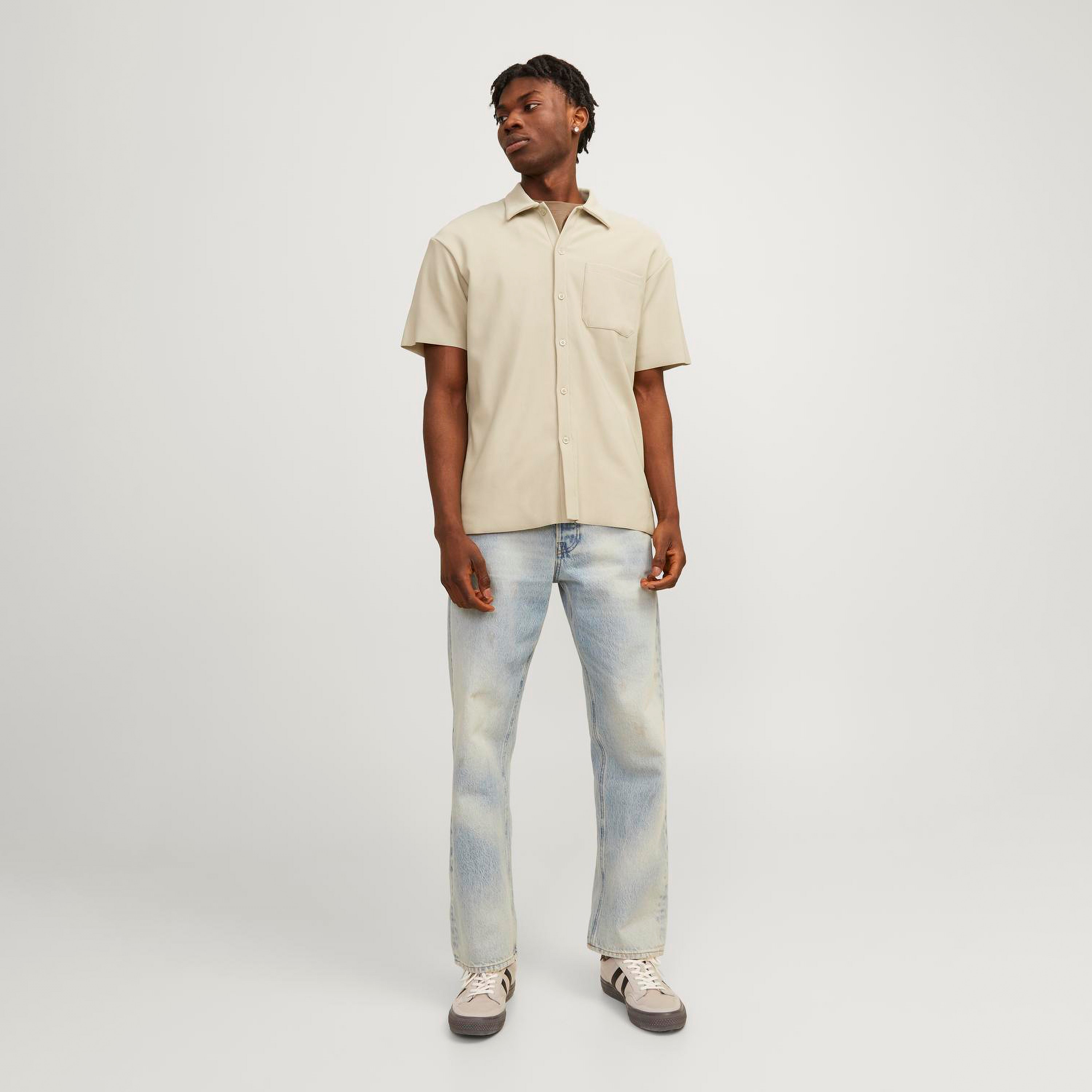قميص من جاك آند جونز بياقة ذو مضلعة مع أكمام قصيرة-men-clothing-shirts-image-10