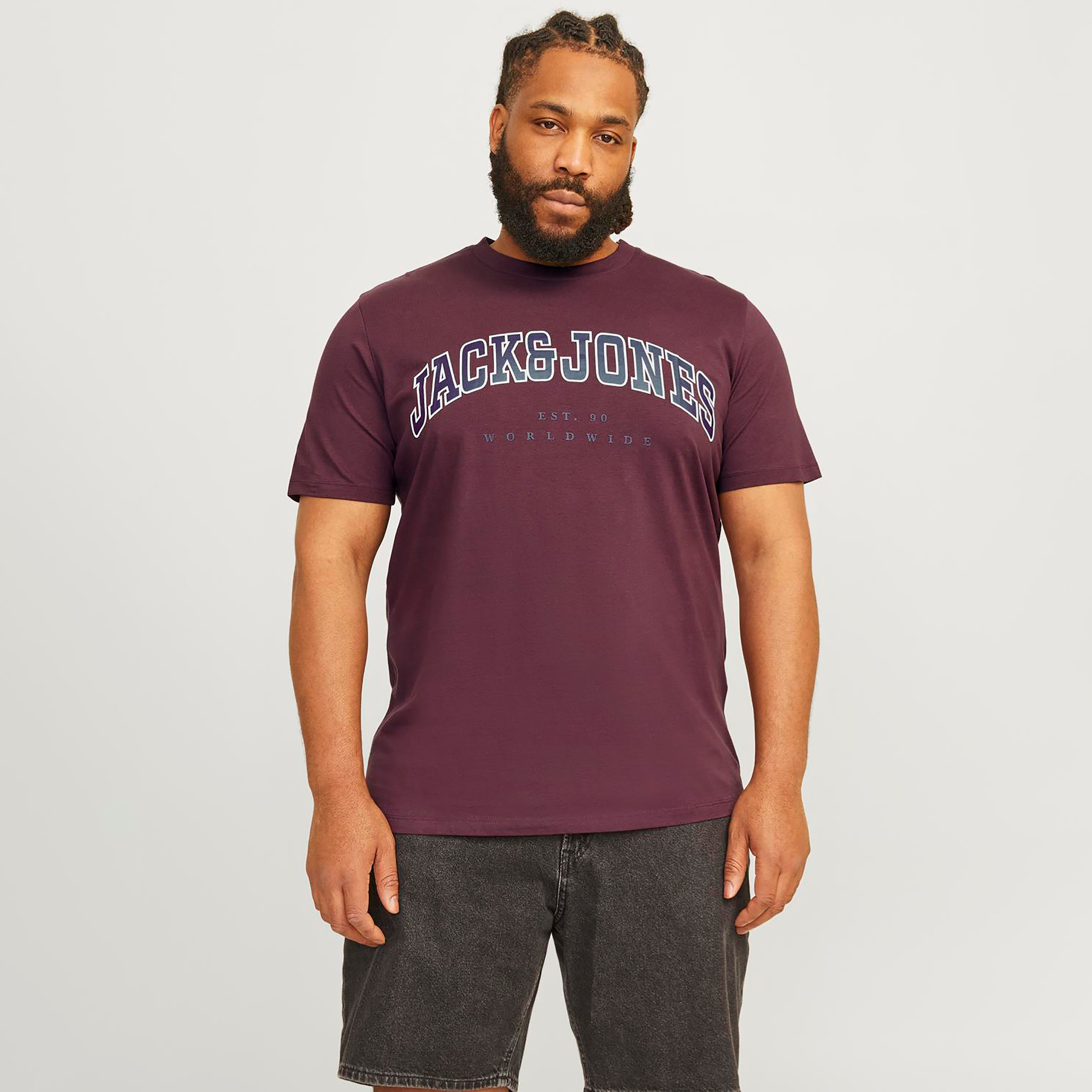تيشيرت ذو شعار مقاس كبير وأكمام قصيرة ورقبة دائرية من جاك آند جونز-men-clothing-tshirtsandpolos-tshirts-image-9