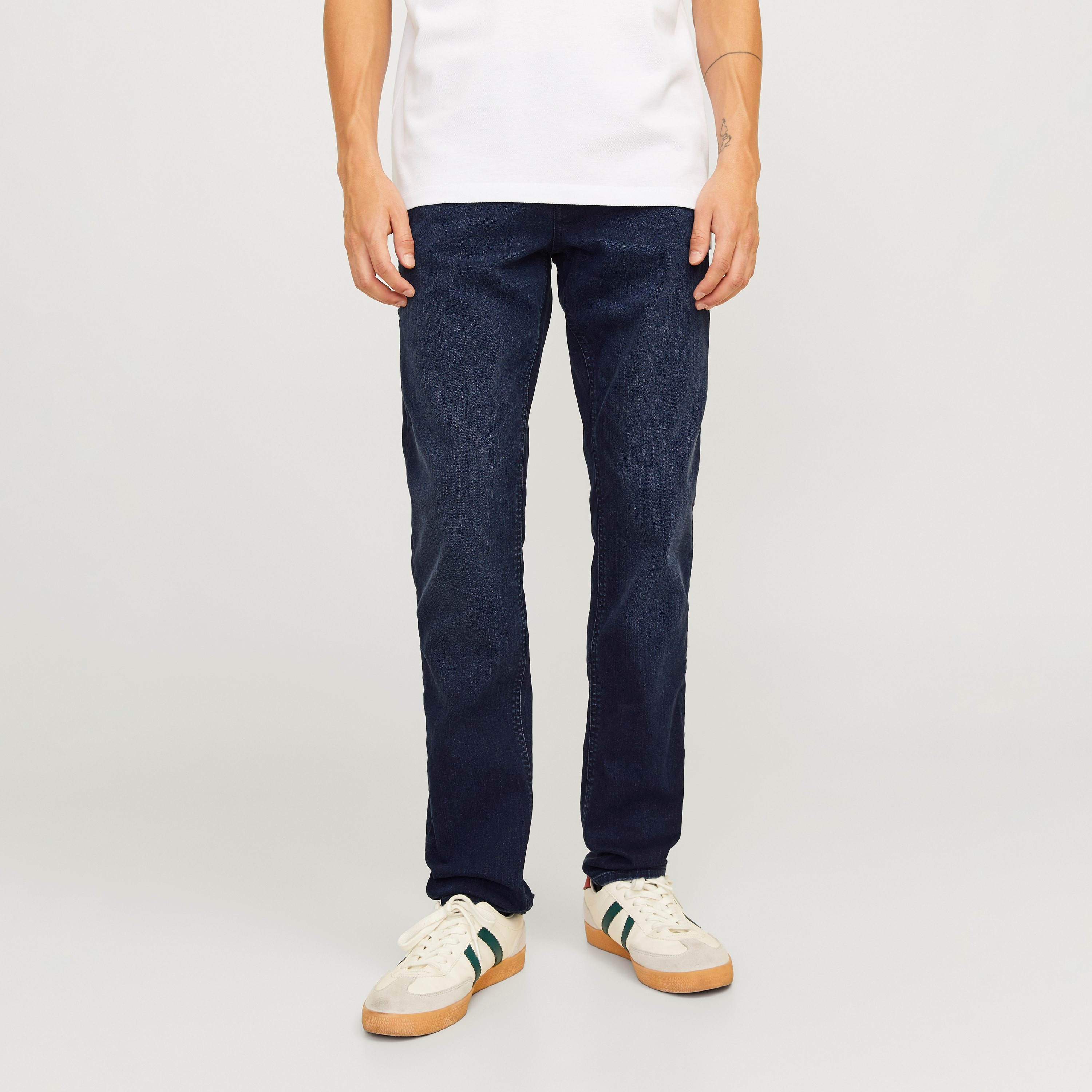 Jack & Jones Regular Fit Plain 5 Pockets Mid-Rise Men's Jeans-men-clothing-bottoms-jeans-image-1