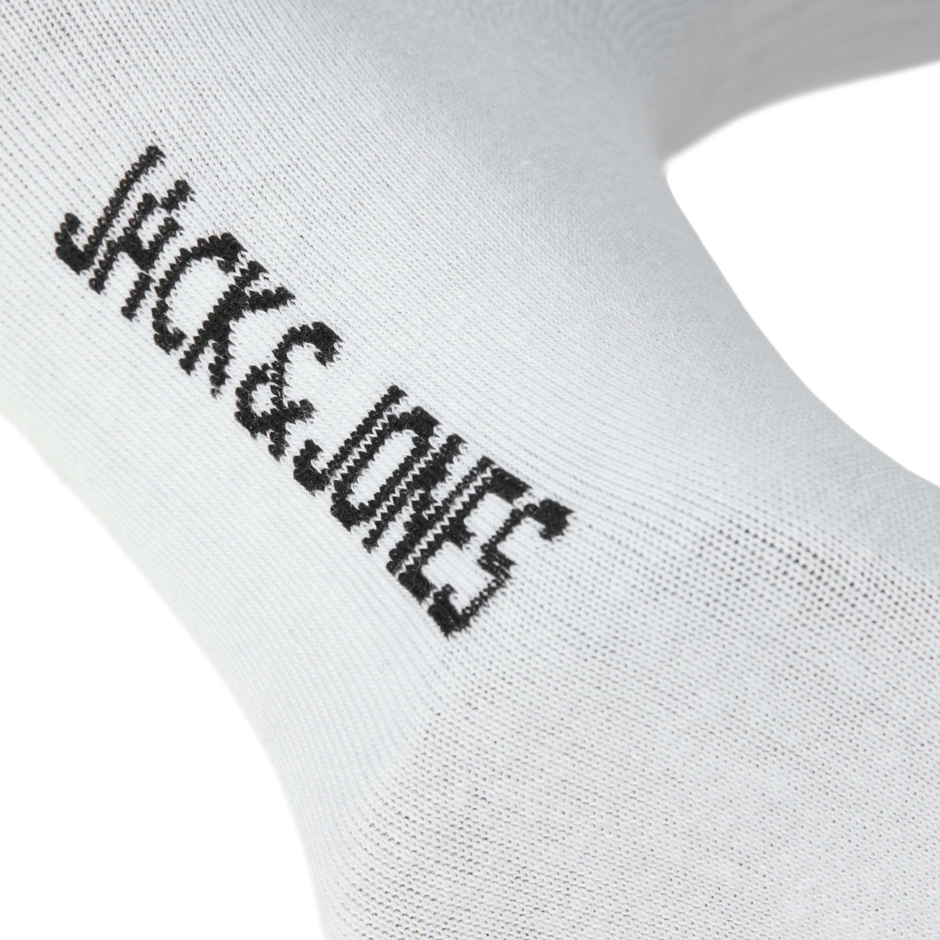 مجموعة من 3 جوارب رجالية سادة من جاك أند جونز-men-socks-image-2