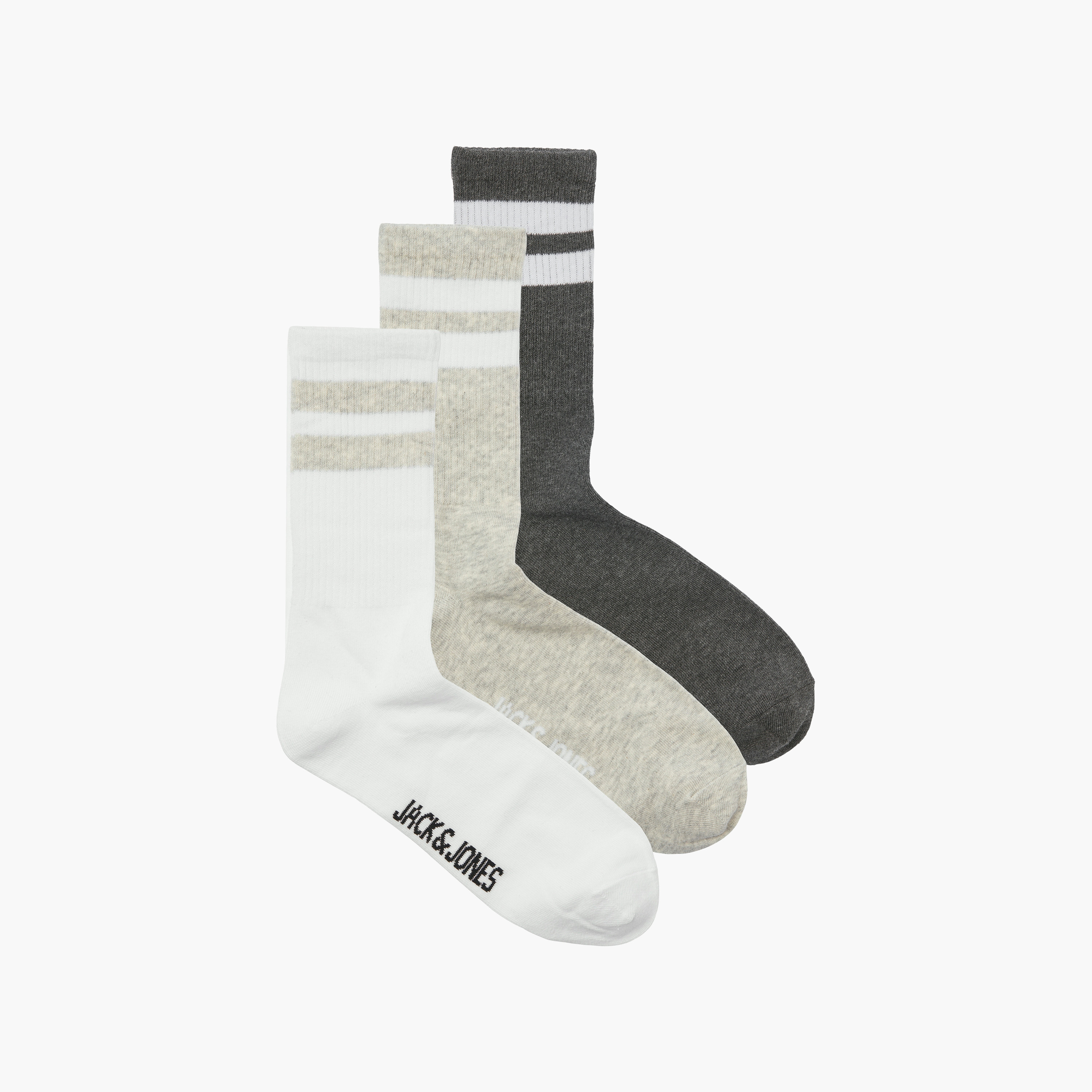 مجموعة من 3 جوارب رجالية سادة من جاك أند جونز-men-socks-image-1