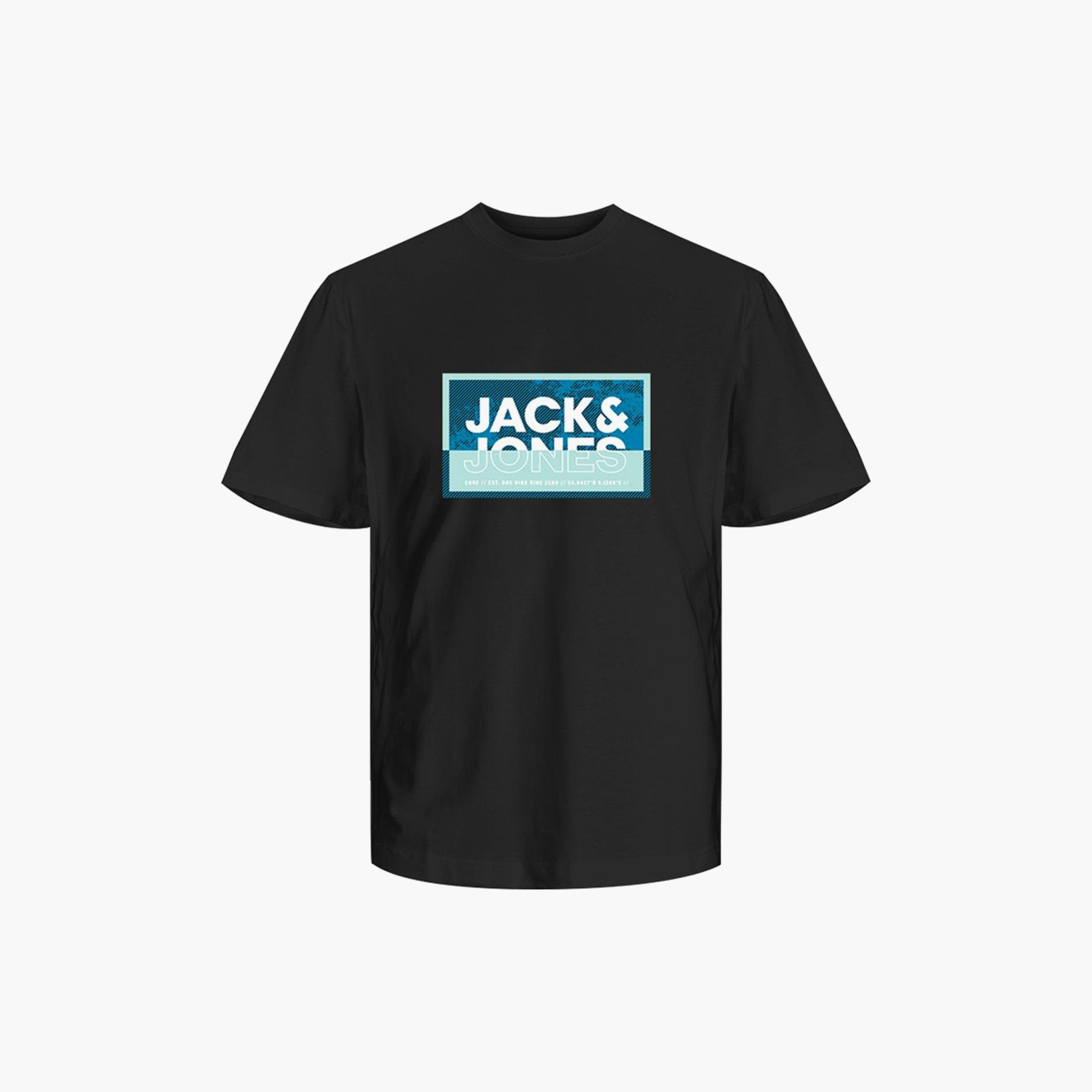 تي شيرت ذو مقاس كبير من جاك آند جونز ذو شعار بأكمام قصيرة و ياقة مستديرة-men-clothing-tshirtsandpolos-tshirts-image-1