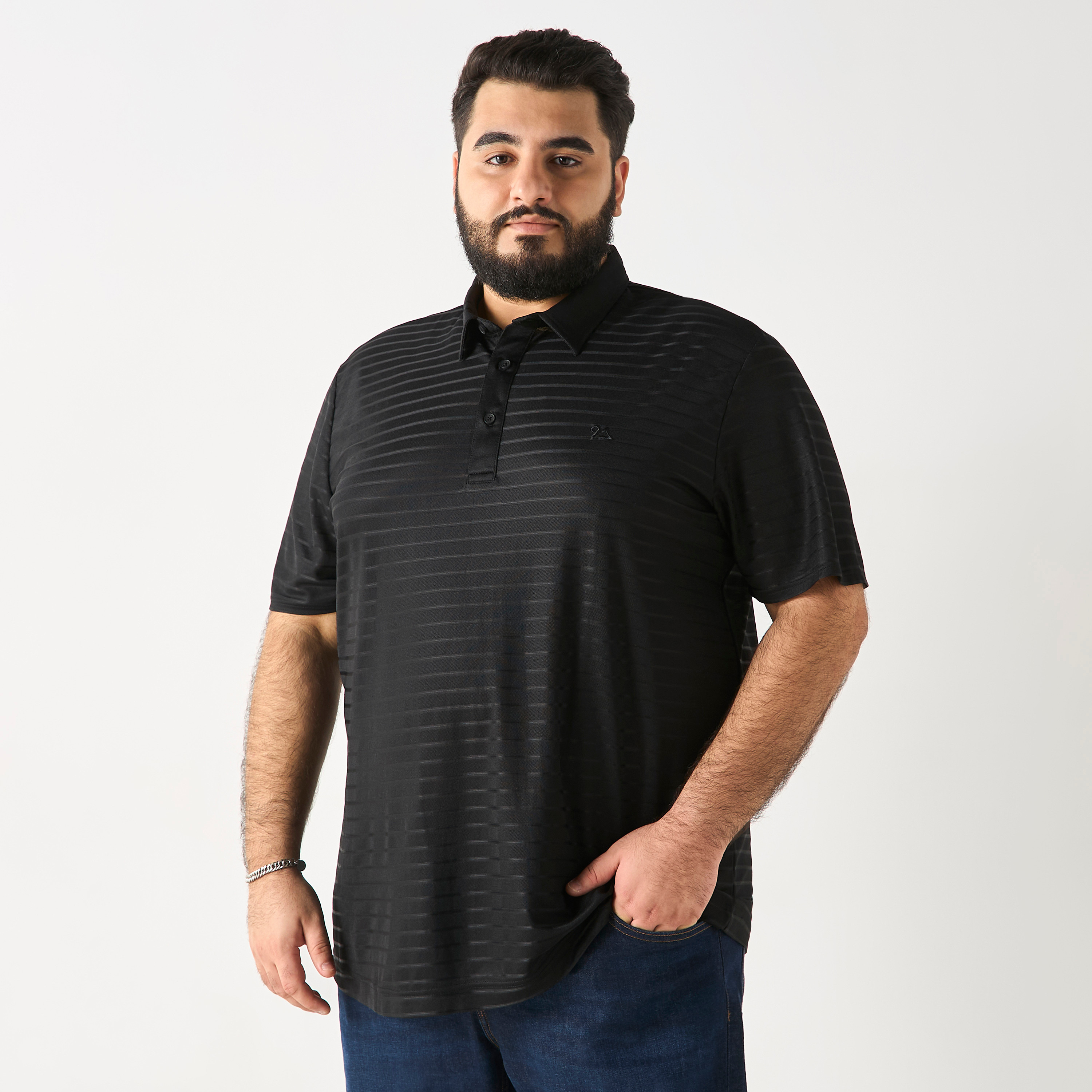 بولو تي شيرت ذو ياقة بمخططة من جاك آند جونز بأكمام قصيرة مع مقاس كبير-men-clothing-tshirtsandpolos-polos-image-1