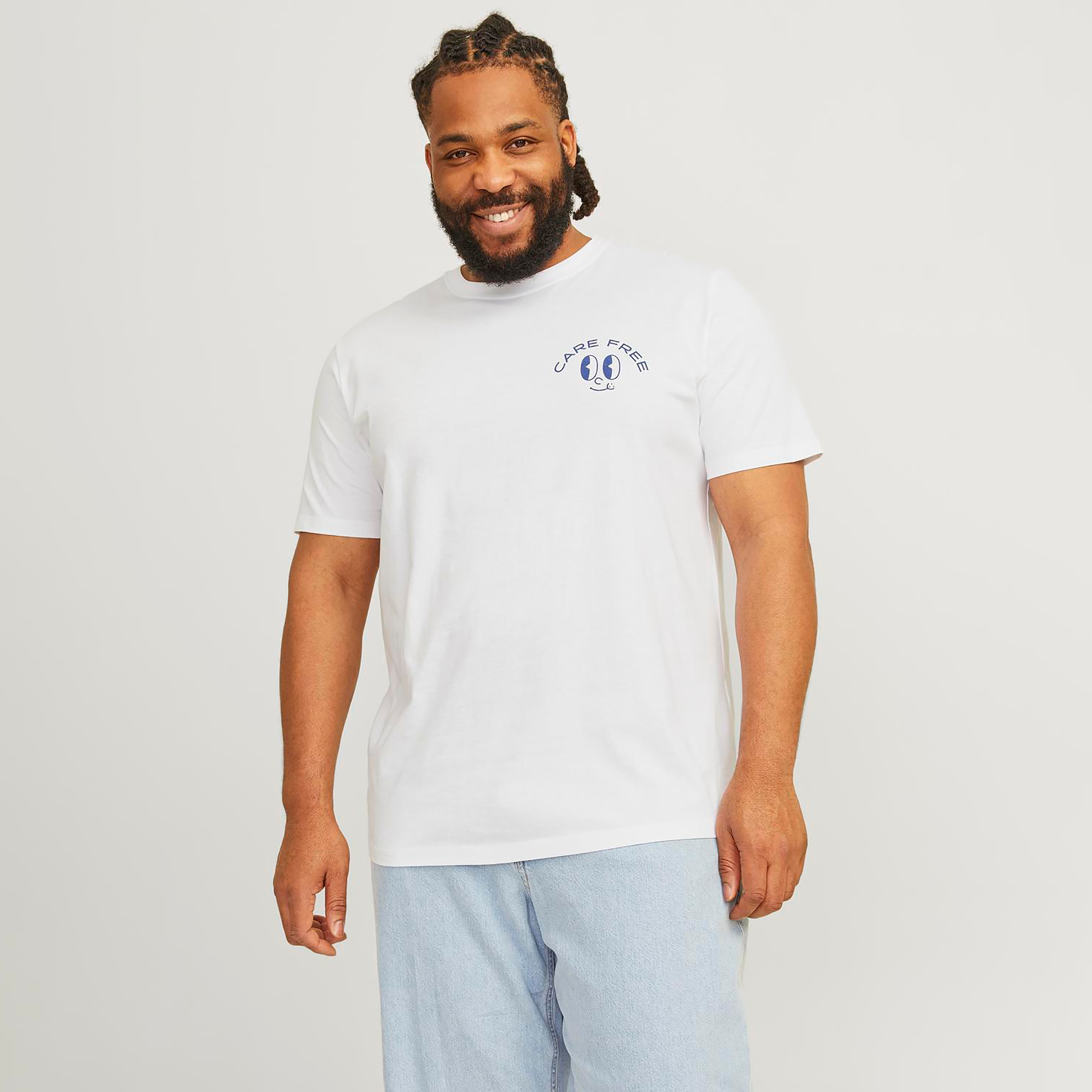 تيشيرت بأكمام قصيرة ورقبة دائرية ومطبوع بمقاس كبير من جاك آند جونز-men-clothing-tshirtsandpolos-tshirts-image-5