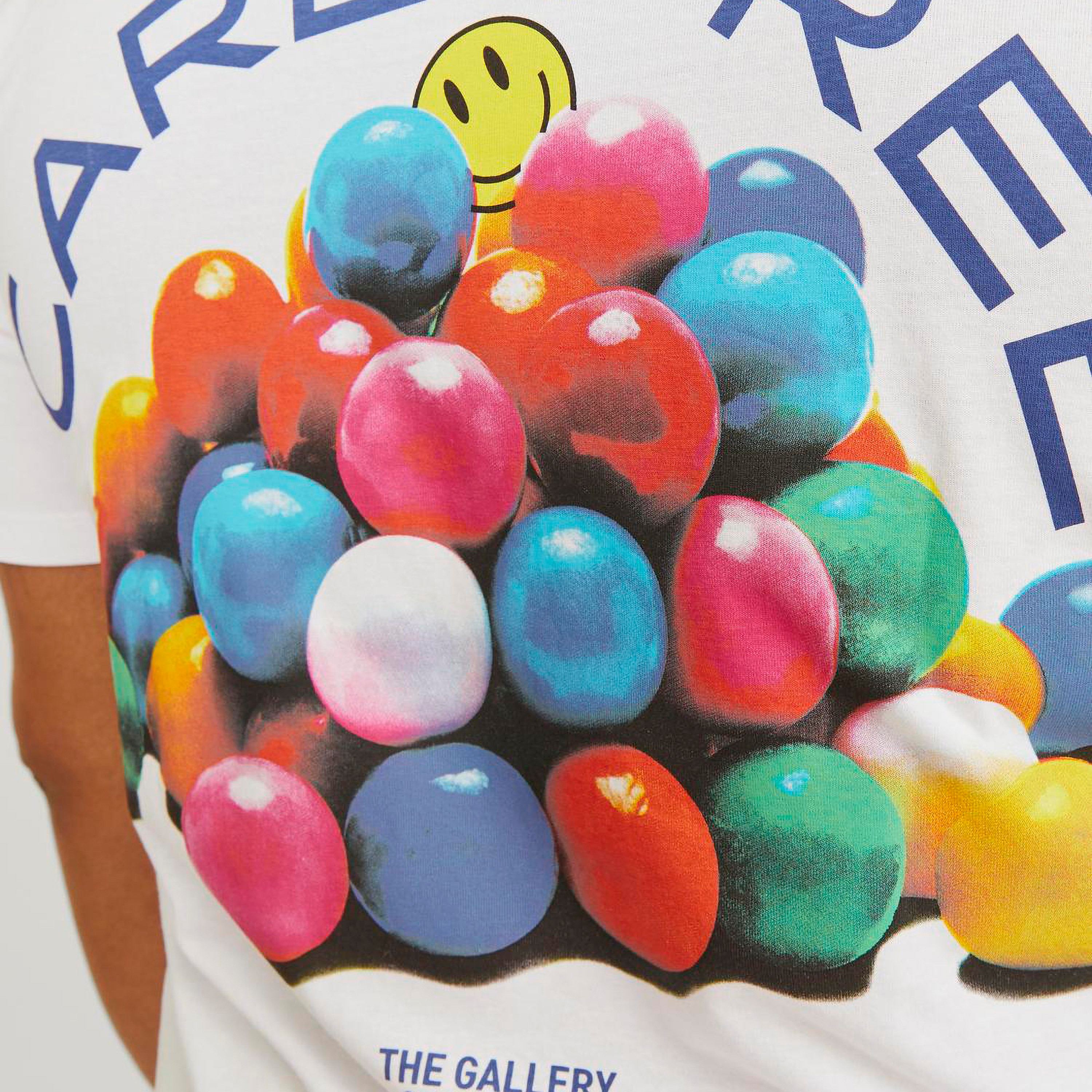 تيشيرت بأكمام قصيرة ورقبة دائرية ومطبوع بمقاس كبير من جاك آند جونز-men-clothing-tshirtsandpolos-tshirts-image-7