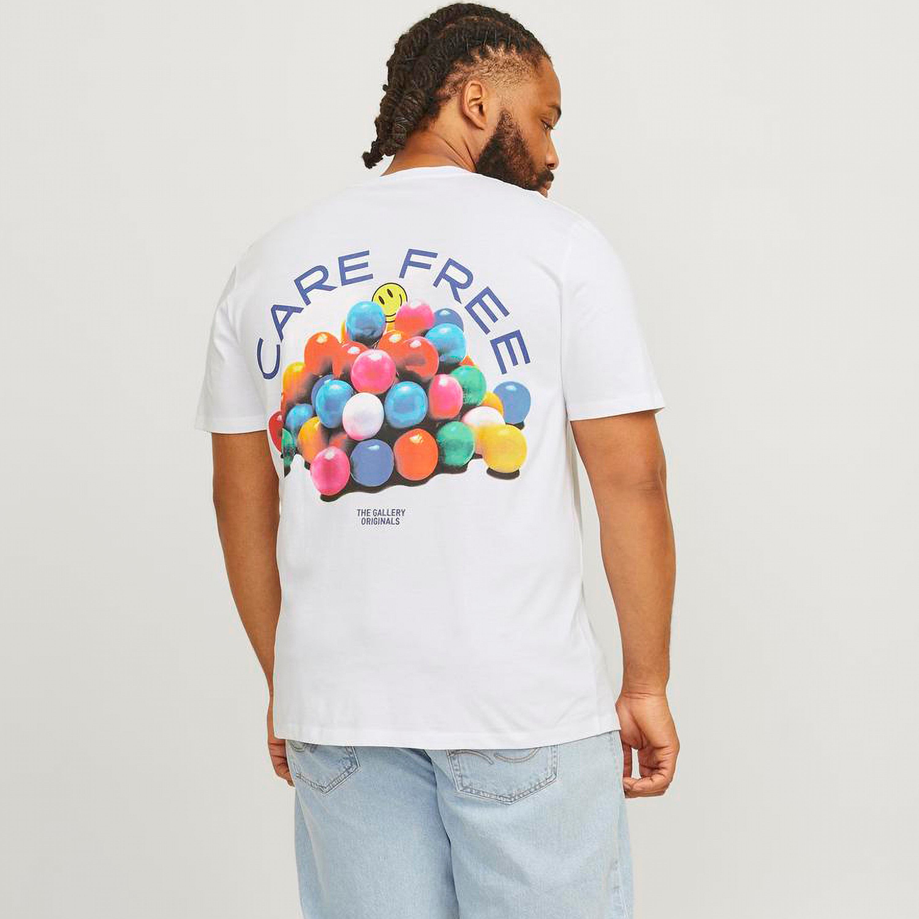 تيشيرت بأكمام قصيرة ورقبة دائرية ومطبوع بمقاس كبير من جاك آند جونز-men-clothing-tshirtsandpolos-tshirts-image-8