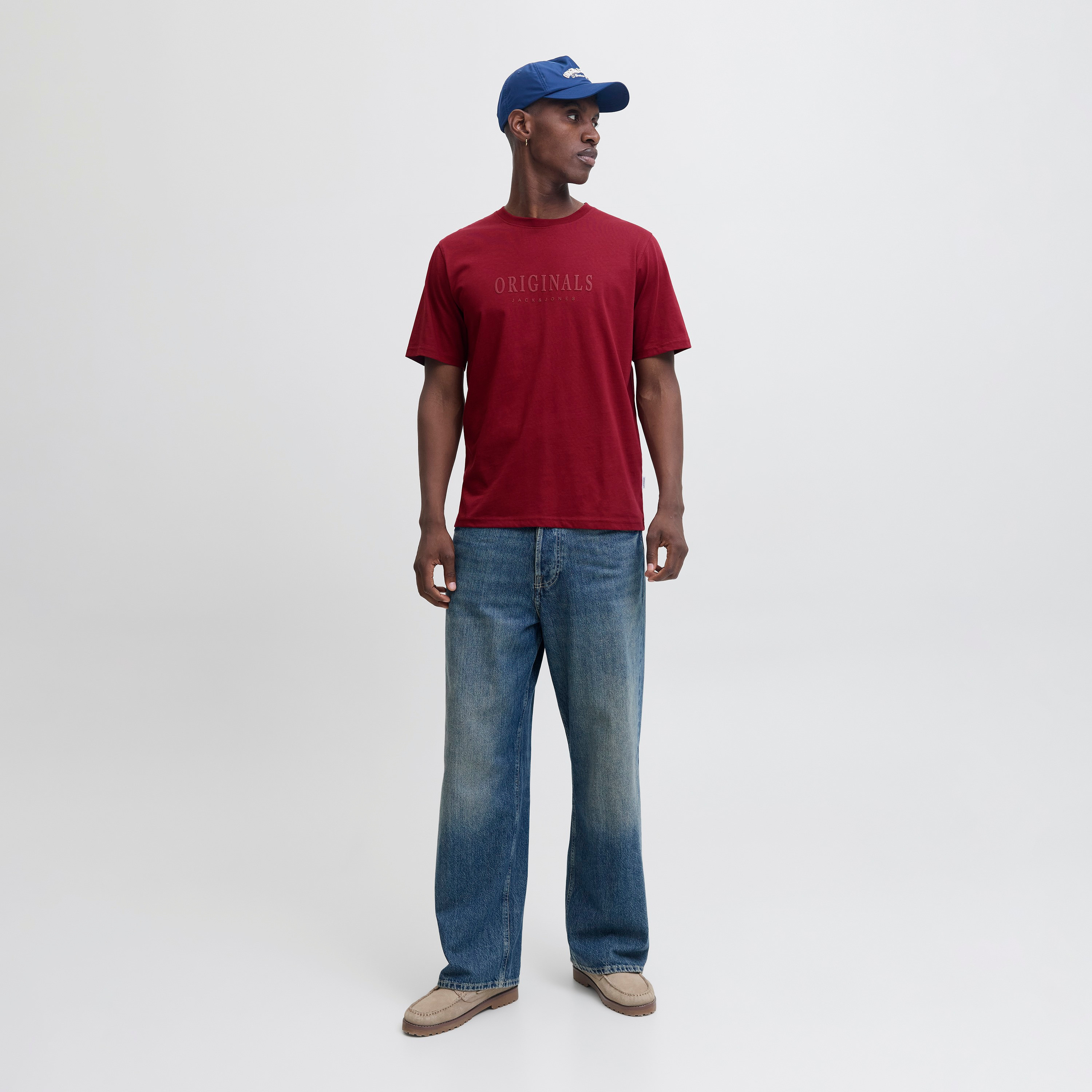 تي شيرت رجالي مطبوع بياقة دائرية وأكمام قصيرة من جاك اند جونز-men-clothing-tshirtsandpolos-tshirts-image-13