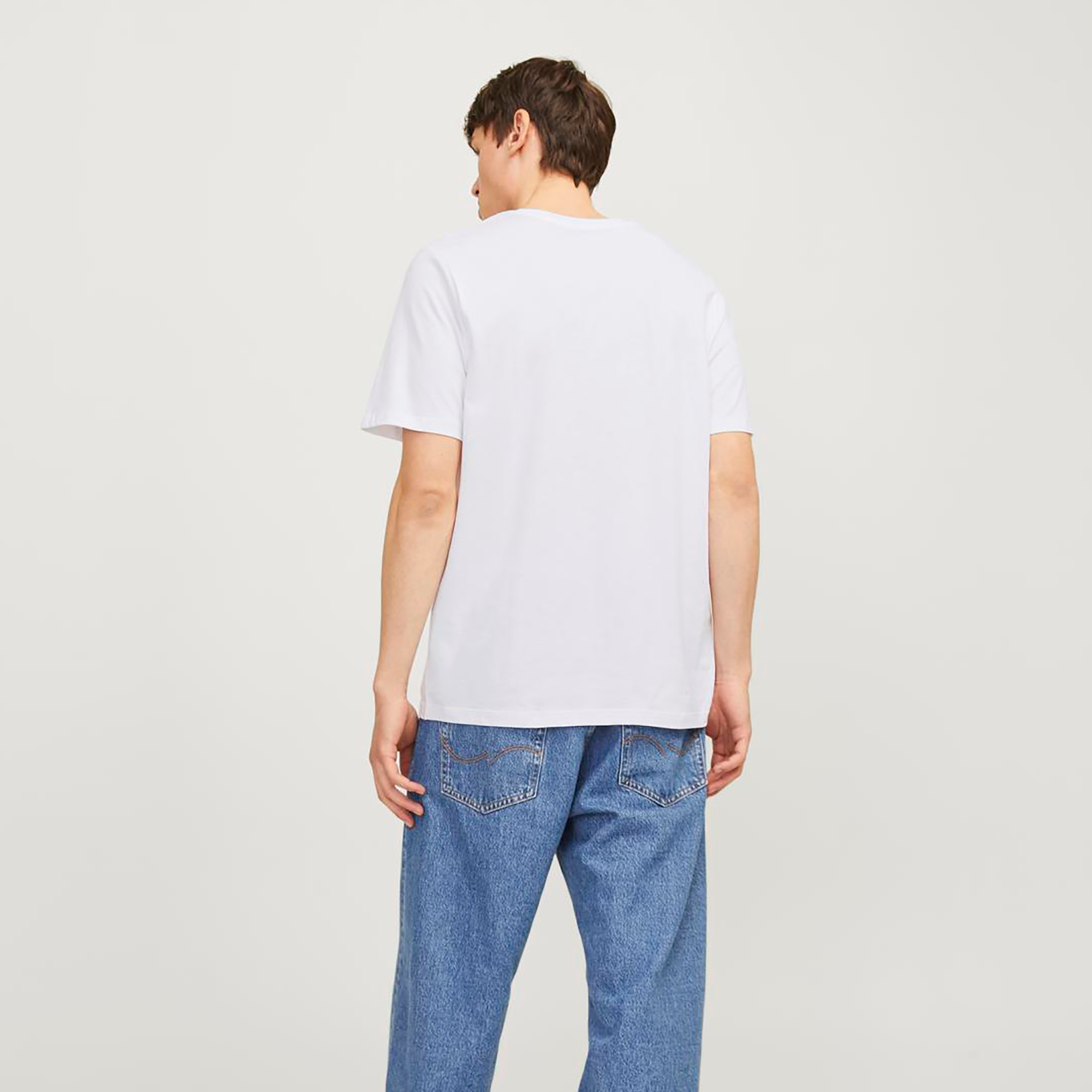 مجموعة تيشيرت بأكمام قصيرة ورقبة دائرية وشعار 3 قطع من جاك آند جونز-men-clothing-tshirtsandpolos-tshirts-image-5