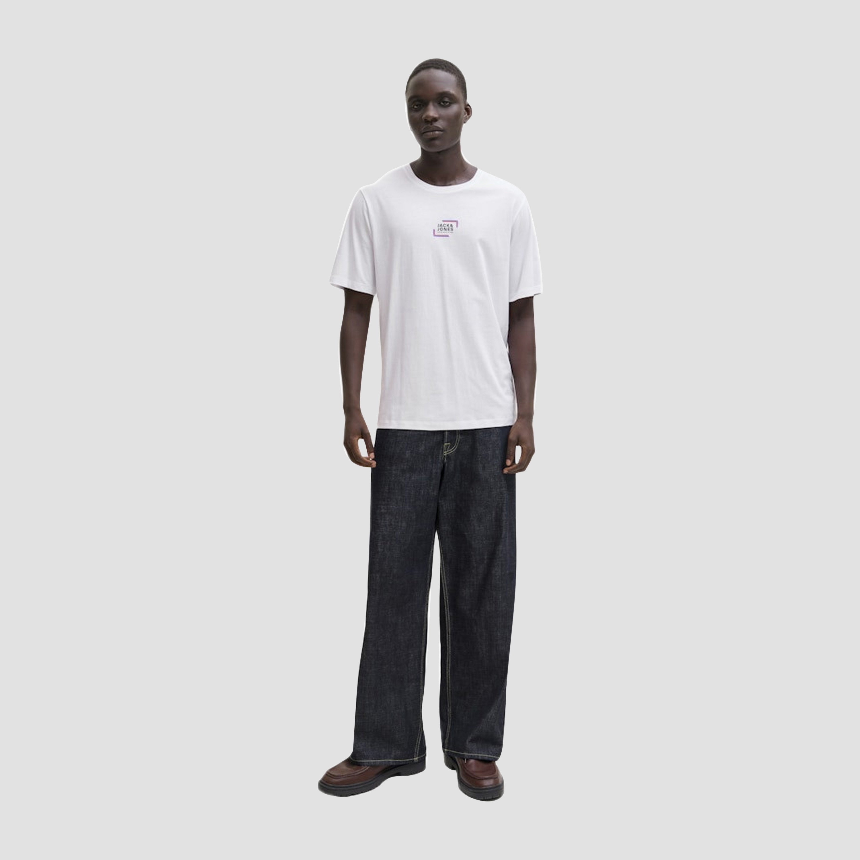 جاك & حونز-  تي شيرت بنقوش برقبة دائرية وأكمام قصيرة-men-clothing-tshirtsandpolos-tshirts-image-45