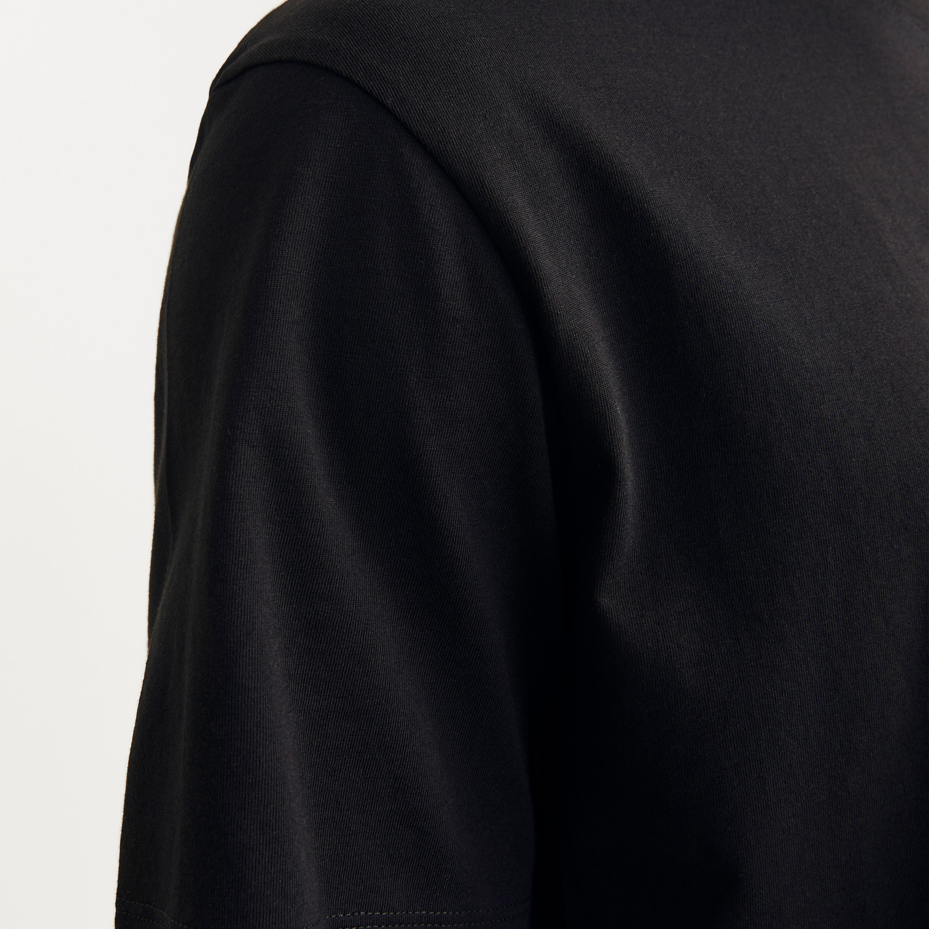 جاك & حونز-  تي شيرت بنقوش برقبة دائرية وأكمام قصيرة-men-clothing-tshirtsandpolos-tshirts-image-5