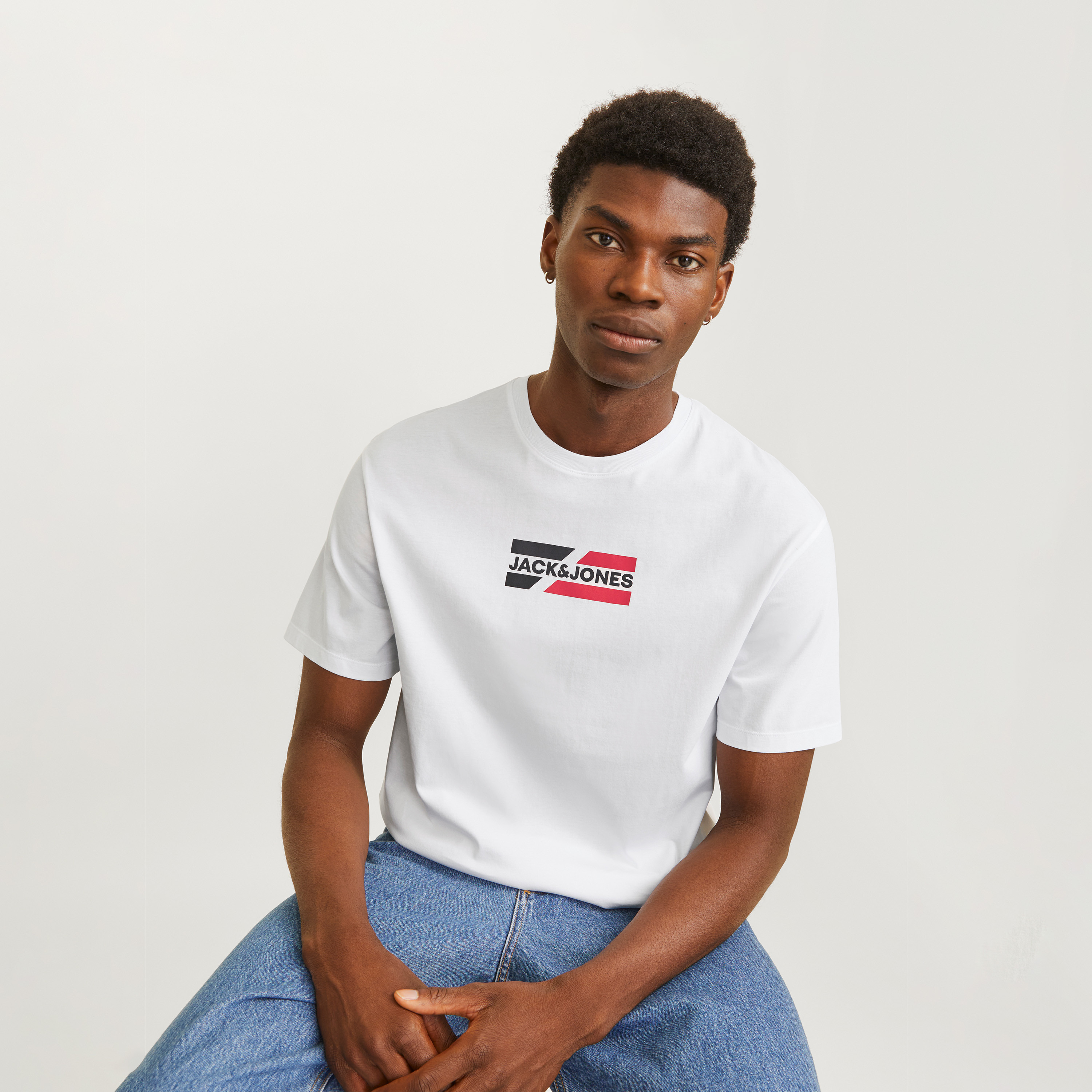 جاك & حونز-  تي شيرت بنقوش برقبة دائرية وأكمام قصيرة-men-clothing-tshirtsandpolos-tshirts-image-19