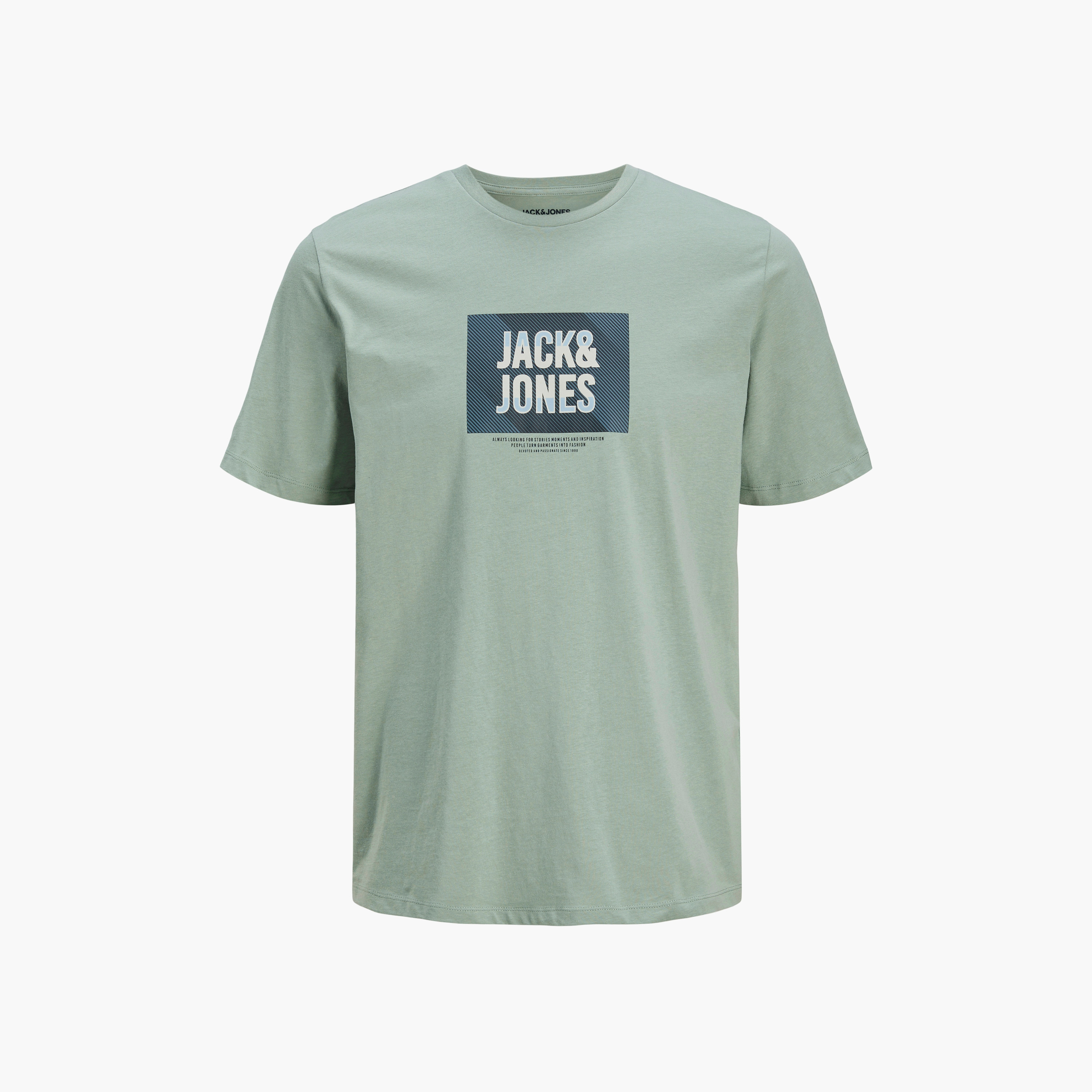 تي شيرت رجالي بأكمام قصيرة ورقبة دائرية وشعار من جاك اند جونز-men-clothing-tshirtsandpolos-tshirts-image-7