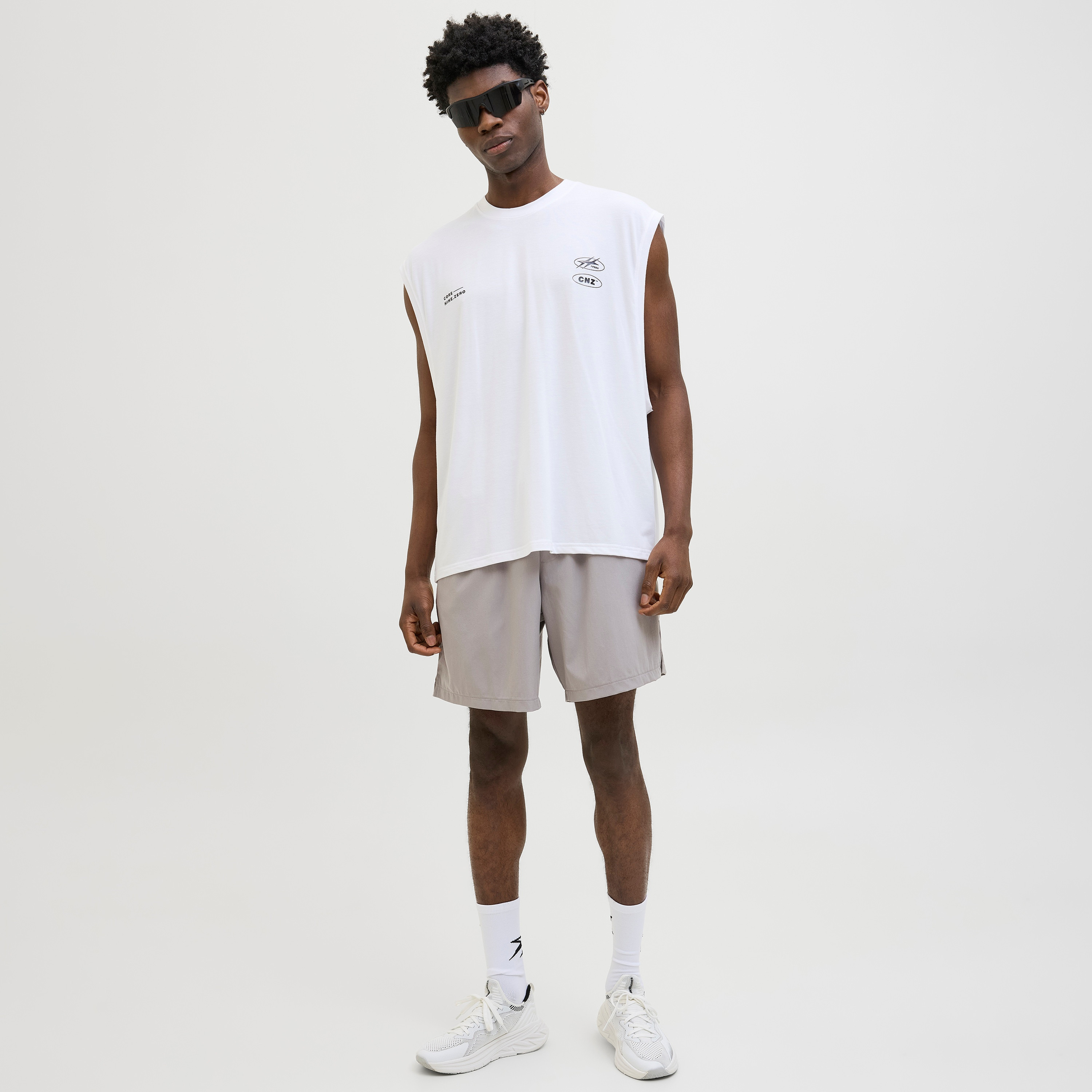 Jack & Jones Mid Rise Drawstring Men's Shorts-men-clothing-bottoms-shorts-image-2