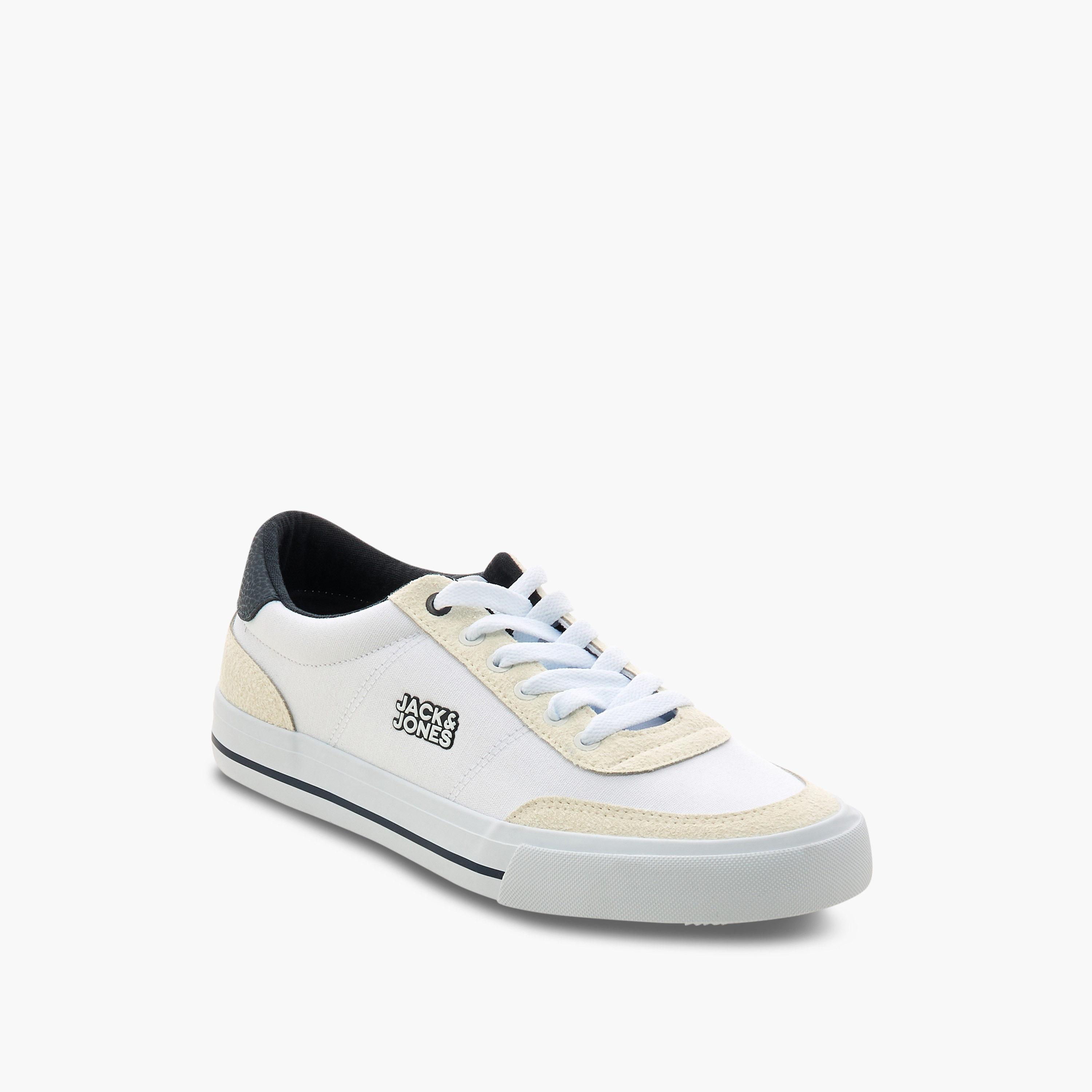 حذاء رياضي رجالي برباط ومنخفض الرقبة من جاك اند جونز | 12270027-men-shoes-sneakers-image-2