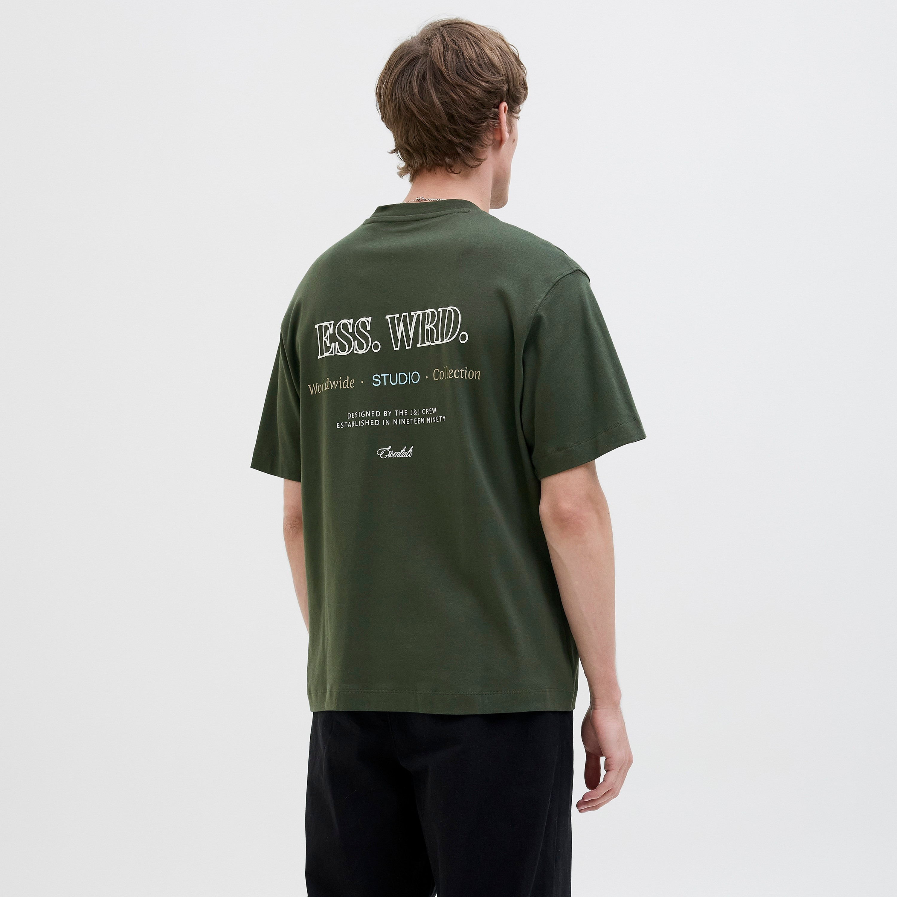 تيشيرت رجالي مطبوع بنص بياقة دائرية وأكمام قصيرة من جاك ان جونز-men-clothing-tshirtsandpolos-tshirts-image-12