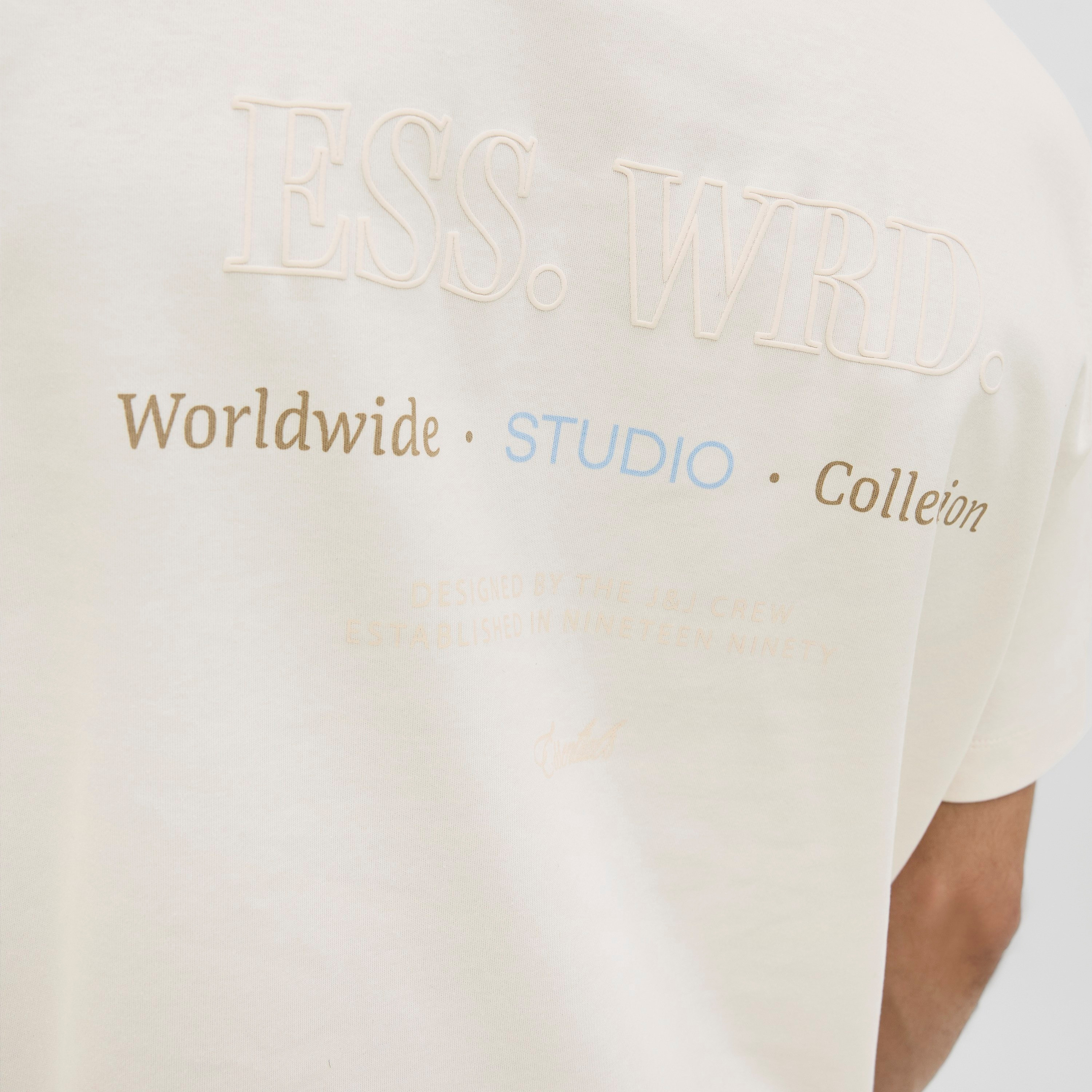 تيشيرت رجالي مطبوع بنص بياقة دائرية وأكمام قصيرة من جاك ان جونز-men-clothing-tshirtsandpolos-tshirts-image-3