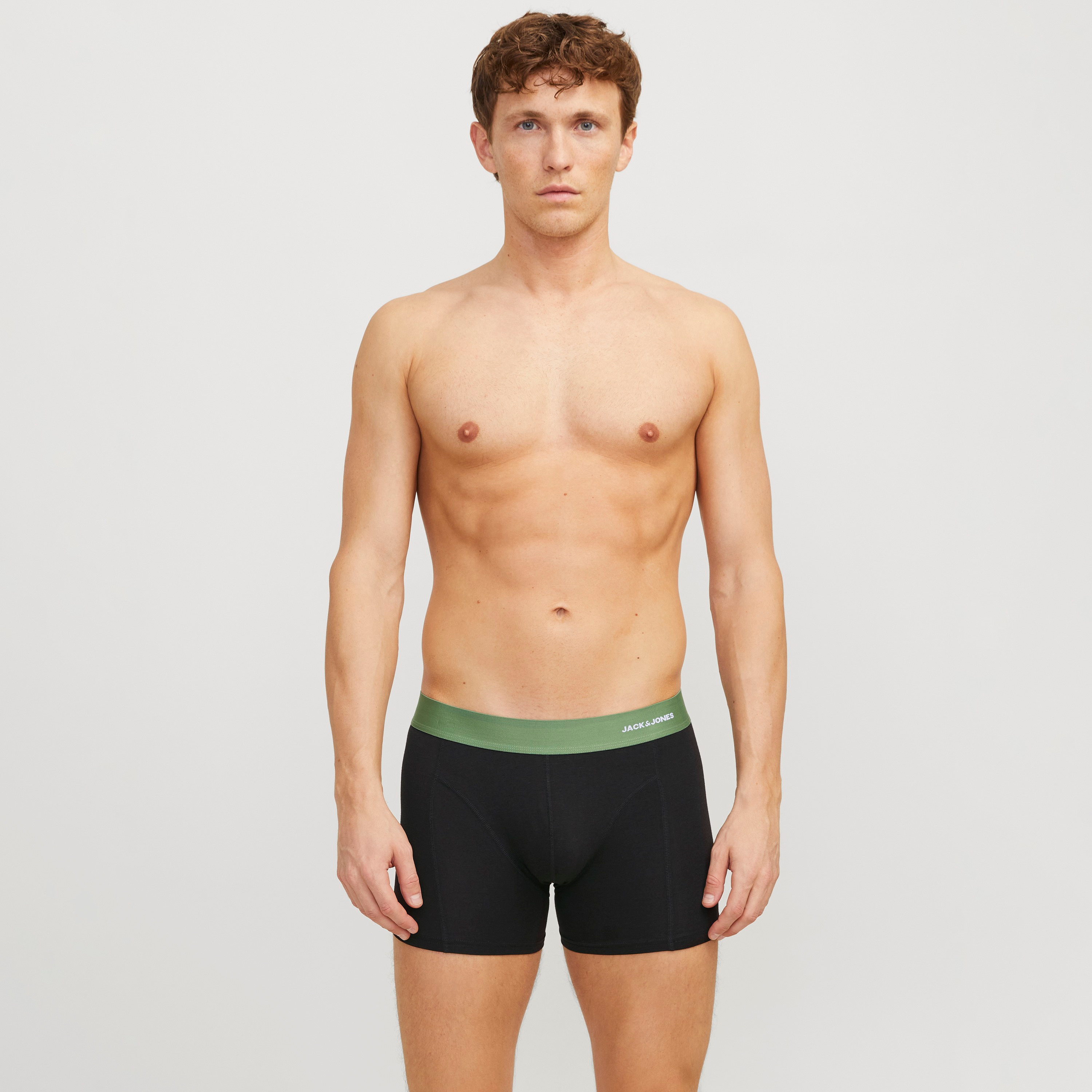 مجموعة من 3 سراويل داخلية للرجال بحزام خصر مطاطي وطبعة العلامة التجارية من جاك اند جونز-men-clothing-innerwear-underwear-image-4