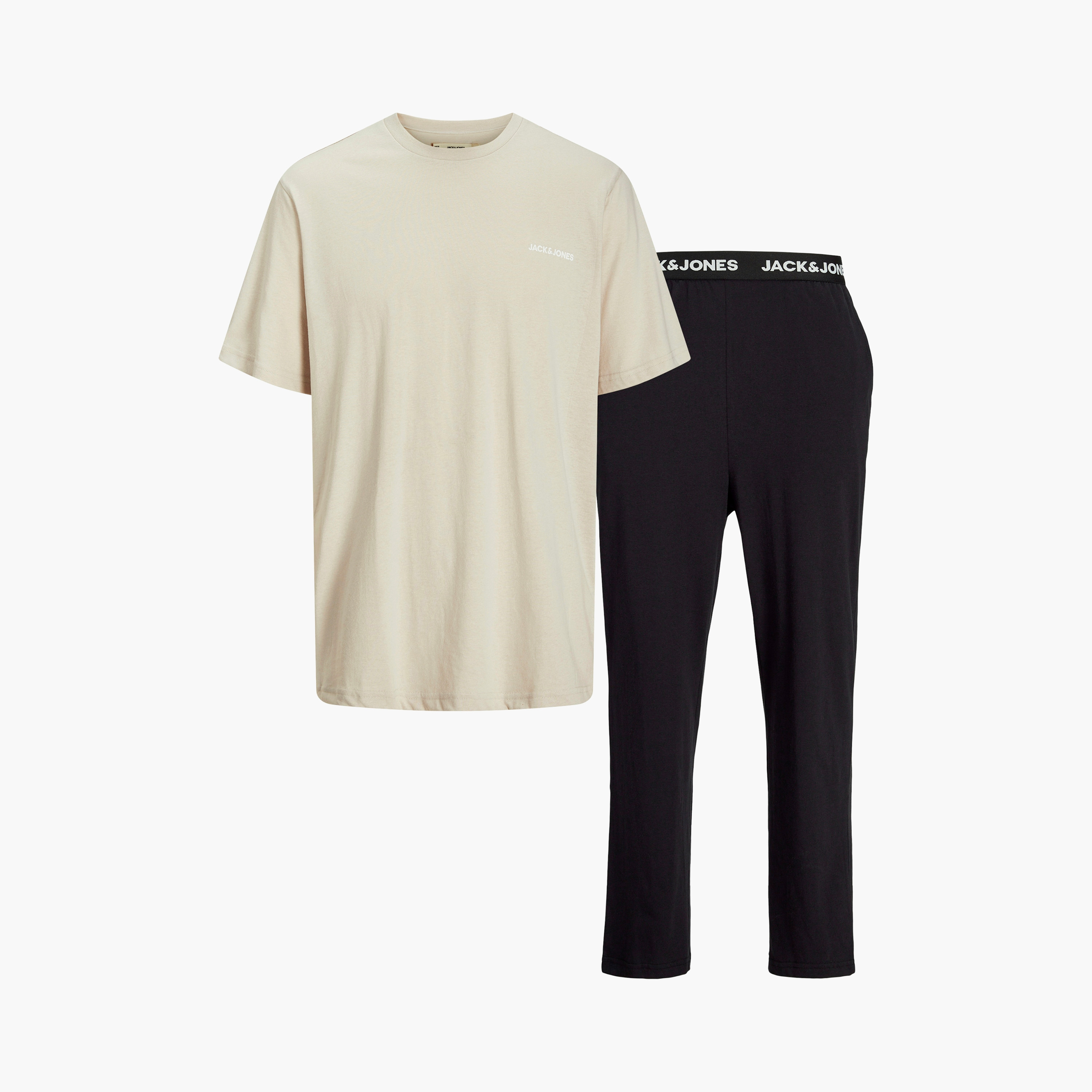 تي شيرت وبنطلون من قطعتين بأكمام قصيرة وياقة دائرية وشعار من جاك اند جونز-men-clothing-nightwear-pyjamaandshorts-image-7