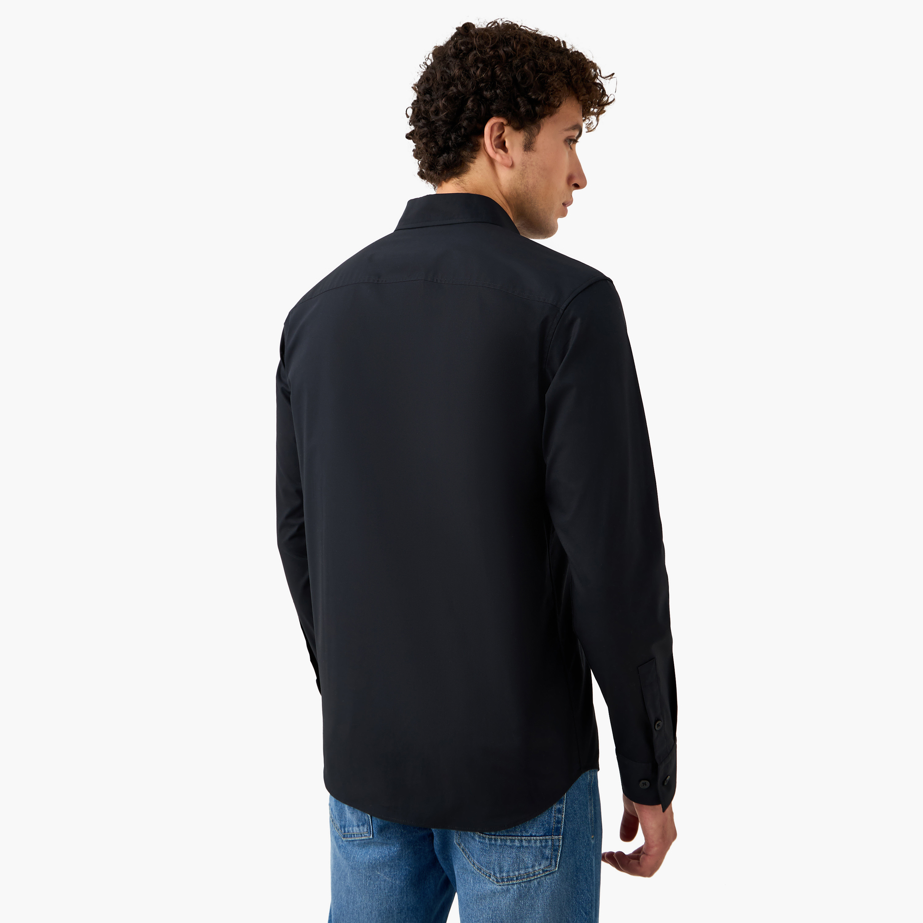 قميص جاك آند جونز للرجال ذو الياقة المدببة والأكمام الطويلة المريحة-men-clothing-shirts-image-8