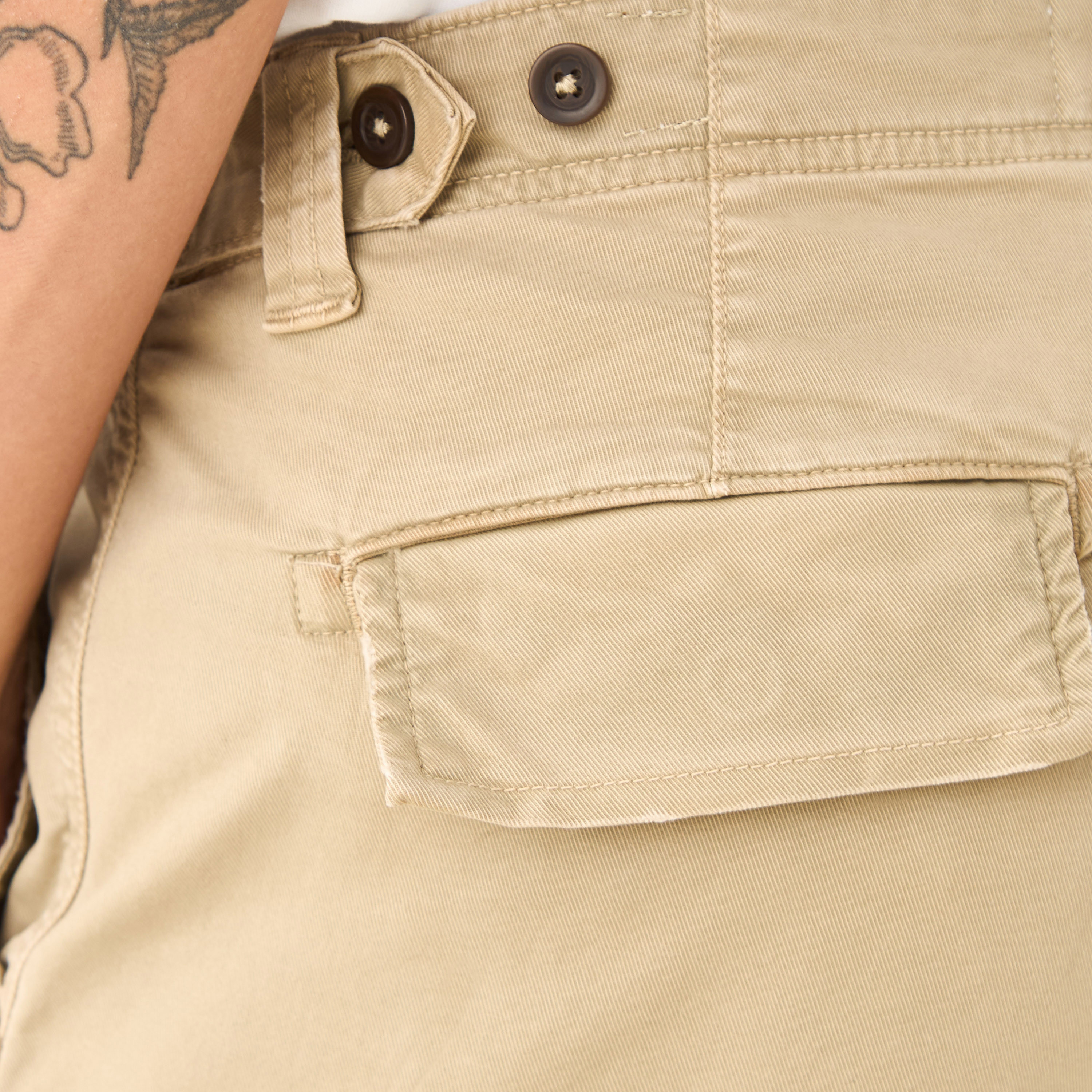 Jack & Jones Plain Mid-Rise Buttoned Cargo Shorts-men-clothing-bottoms-shorts-image-5