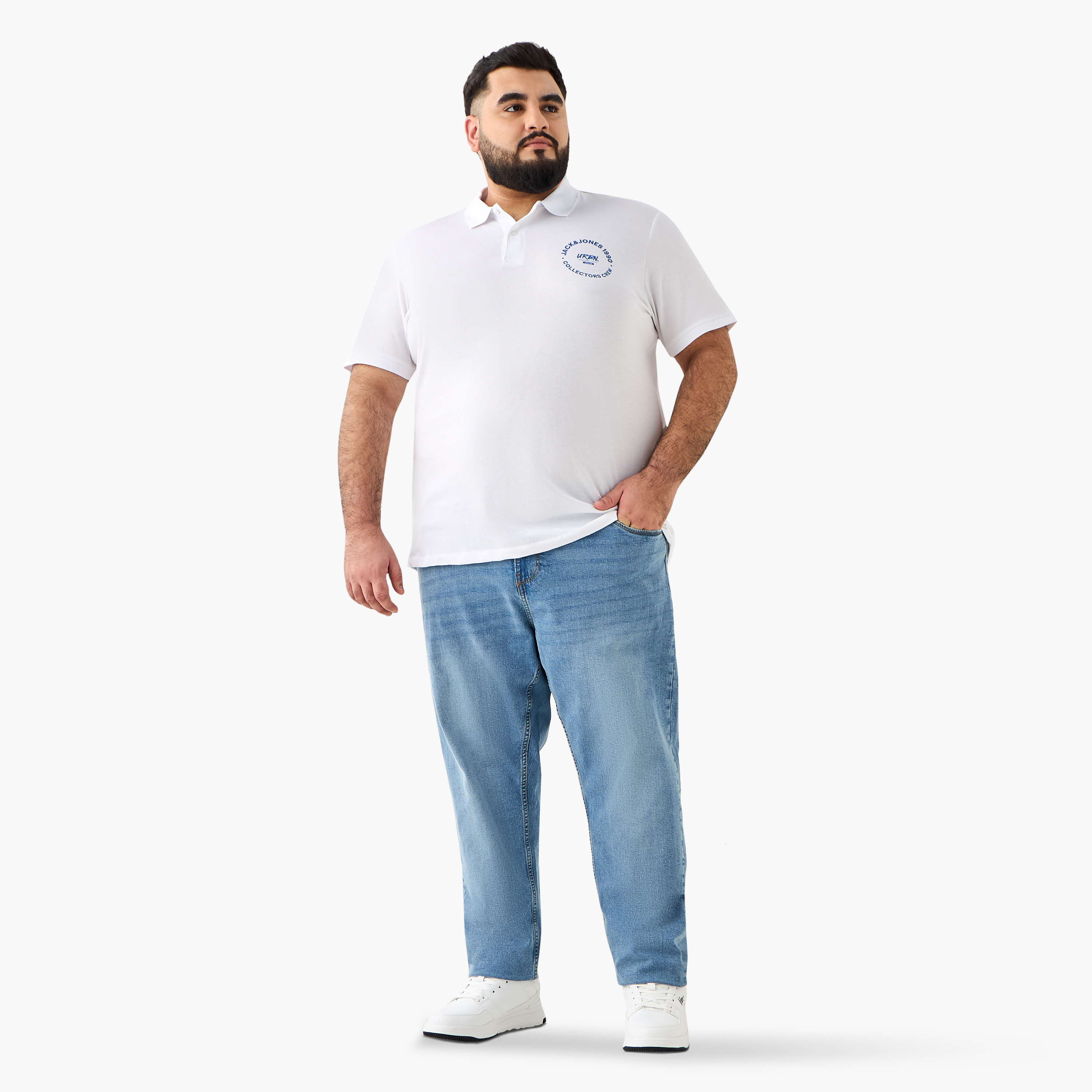 تي شيرت بولو رجالي بأكمام قصيرة وياقة وطبعة شعار مقاس كبير من جاك آند جونز-men-clothing-tshirtsandpolos-polos-image-7
