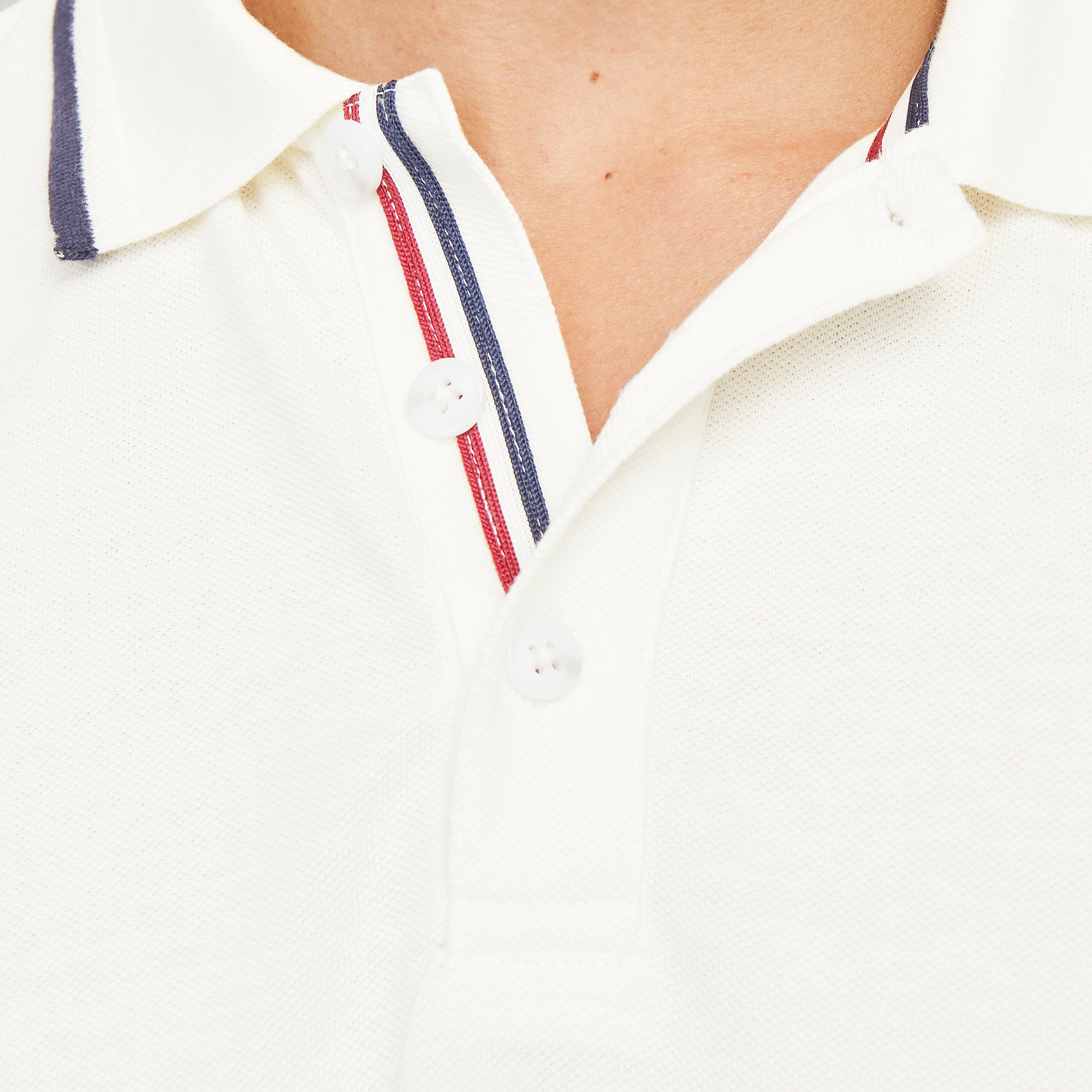 قميص بولو رجالي بأكمام قصيرة وياقة وشعار من جاك اند جونز-men-clothing-tshirtsandpolos-polos-image-16