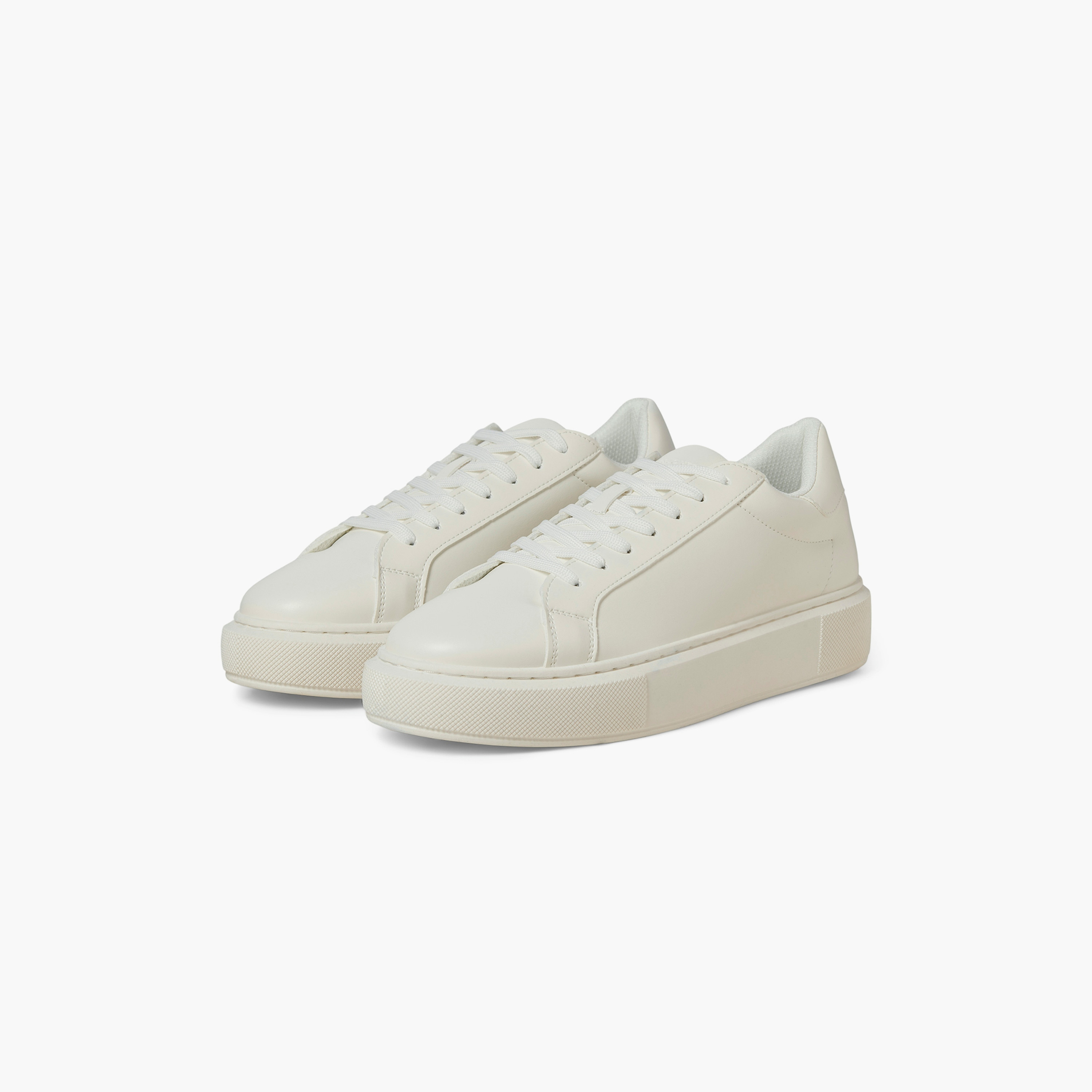 حذاء رياضي برباط للرجال منخفض الرقبة من جاك اند جونز | 12275135-men-shoes-sneakers-image-8