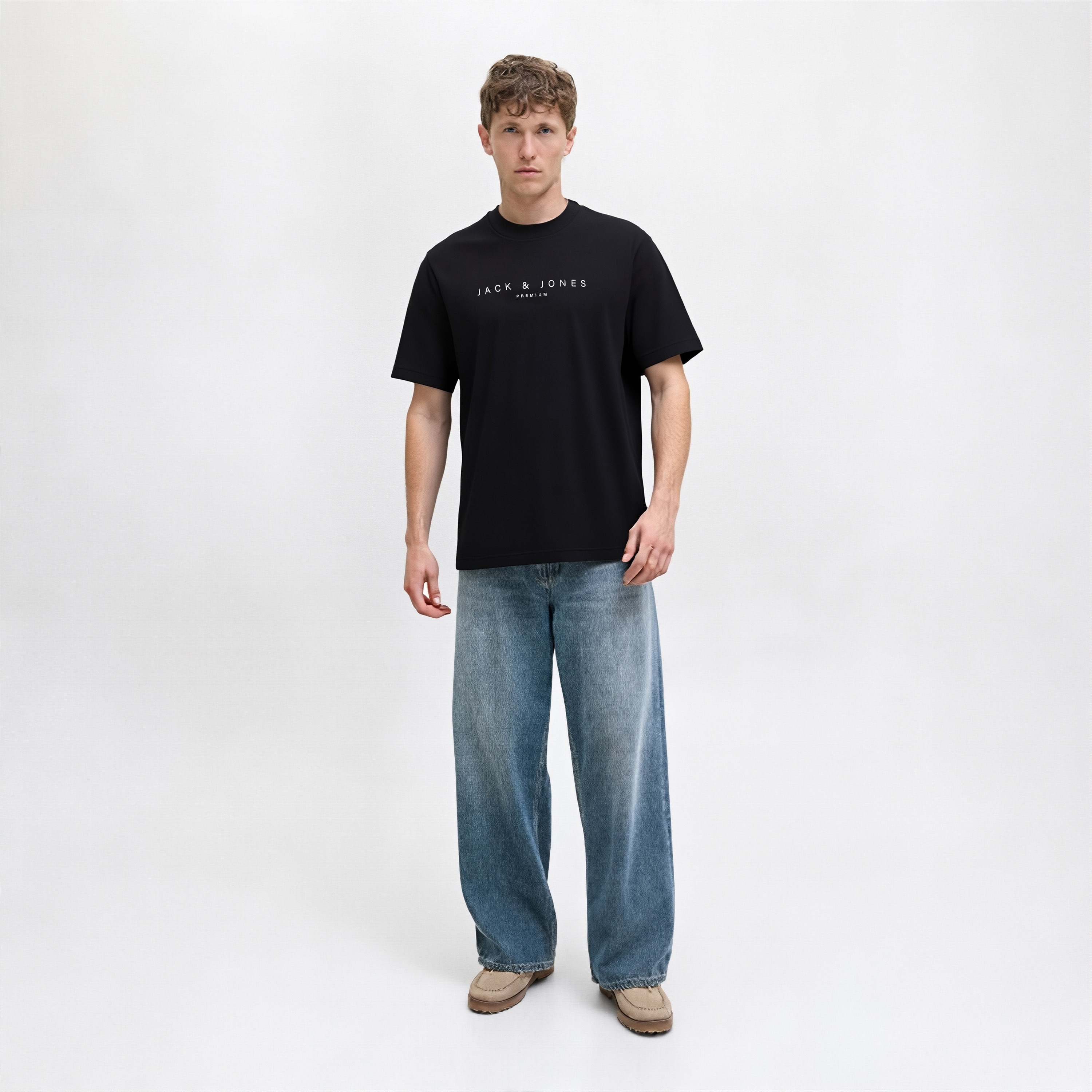 تيشيرت رجالي سادة بياقة دائرية وأكمام قصيرة من جاك ان جونز-men-clothing-tshirtsandpolos-tshirts-image-5