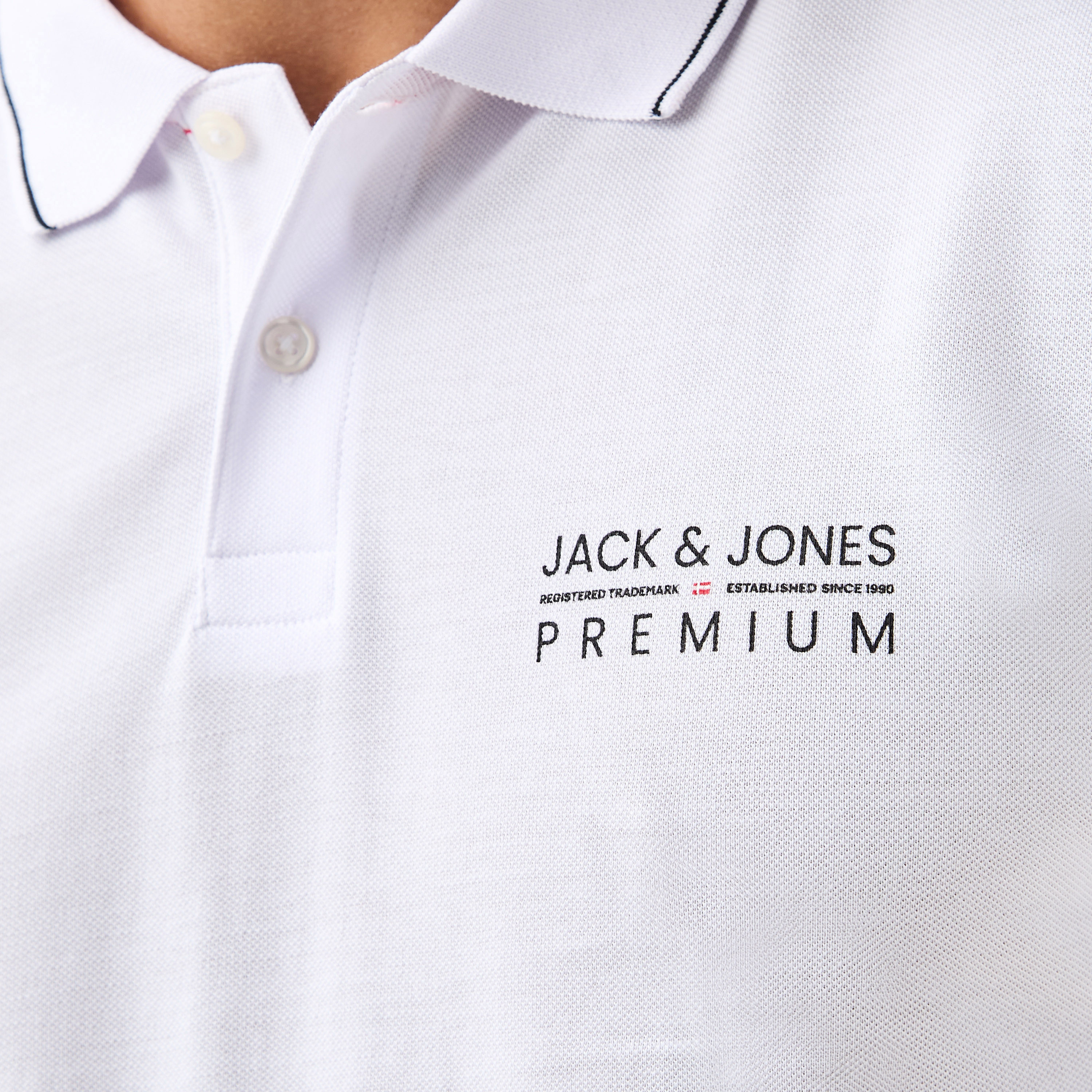 قميص بولو بأكمام قصيرة وياقة وشعار جاك آند جونز-men-clothing-tshirtsandpolos-polos-image-5