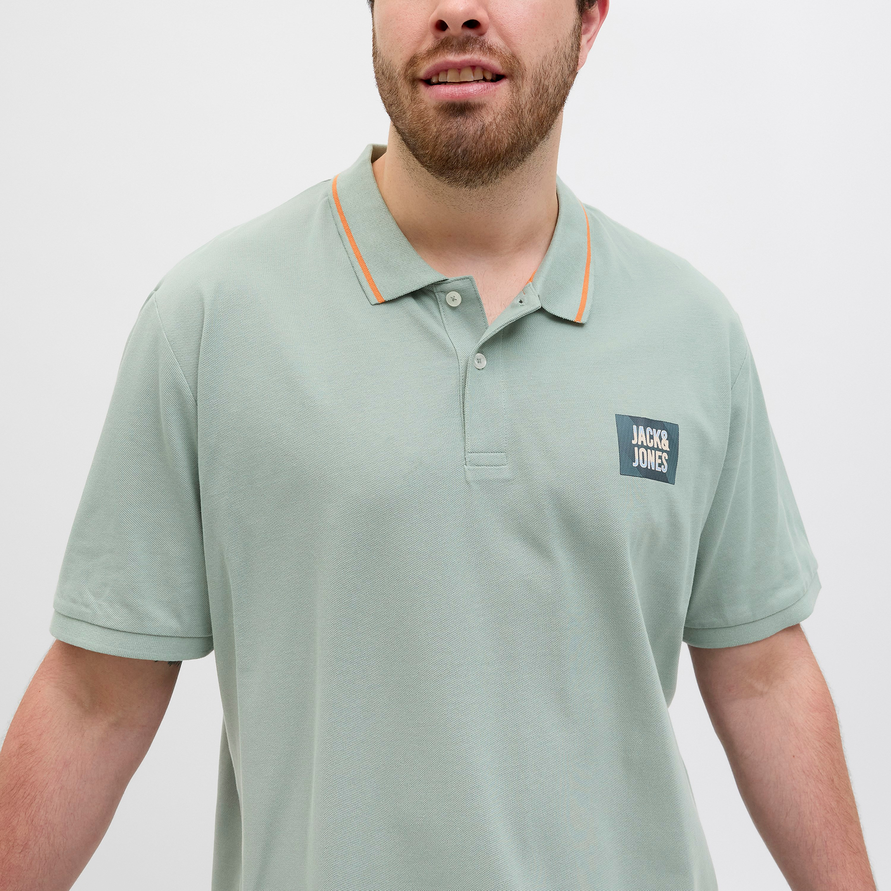 تيشيرت بولو رجالي بأكمام قصيرة بأكمام كبيرة من جاك آند جونز بياقة بسيطة-men-clothing-tshirtsandpolos-polos-image-12